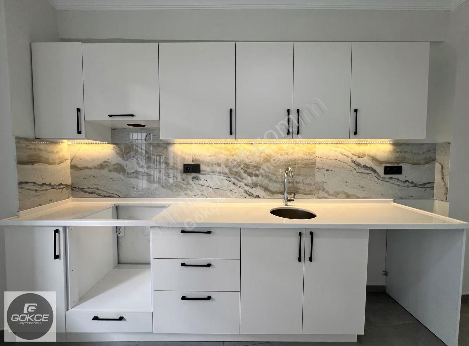 Çarşı Merkezde Kiralık 3+1 Daire - Görsel 27