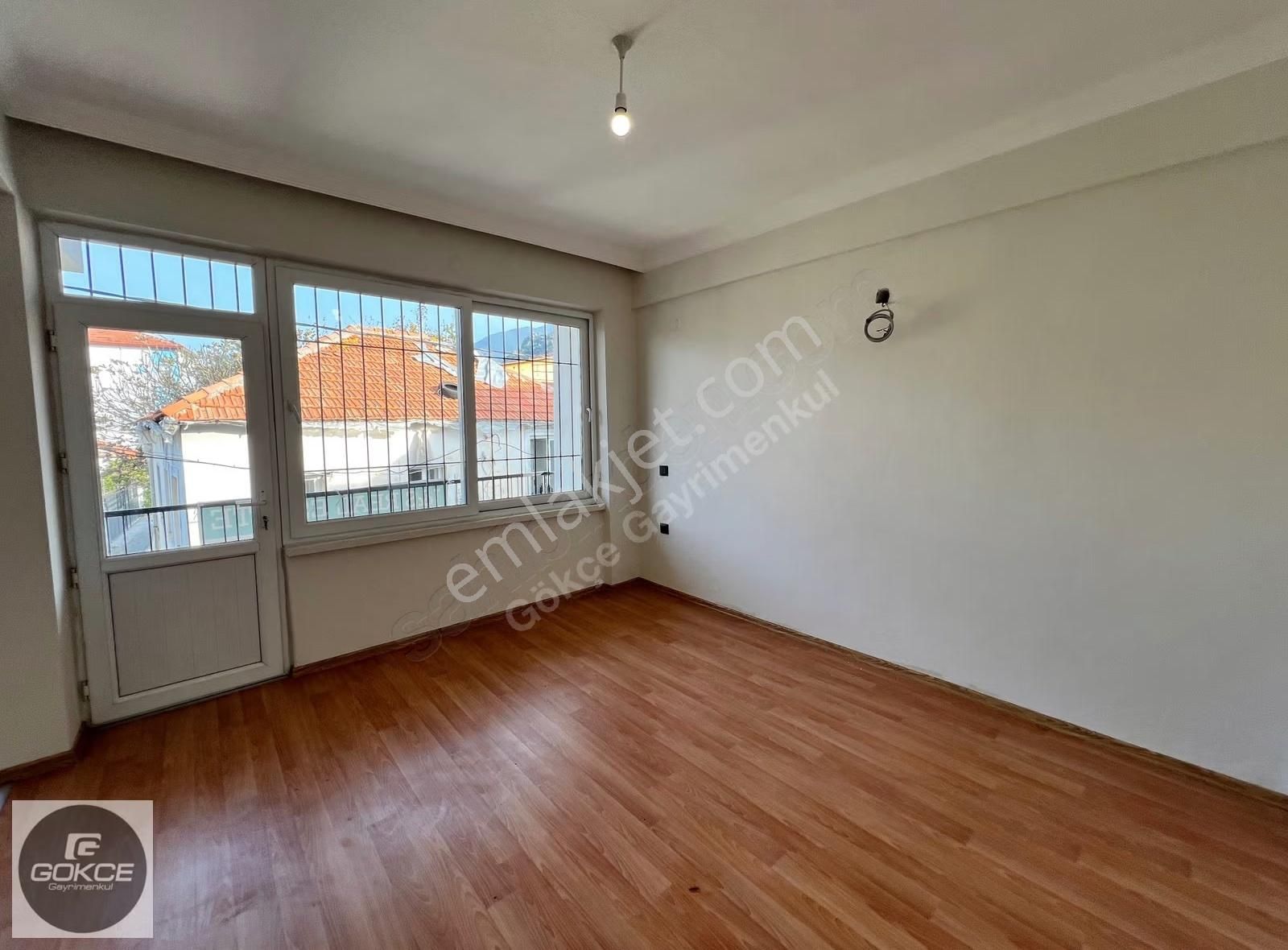 Çarşı Merkezde Kiralık 3+1 Daire - Görsel 8