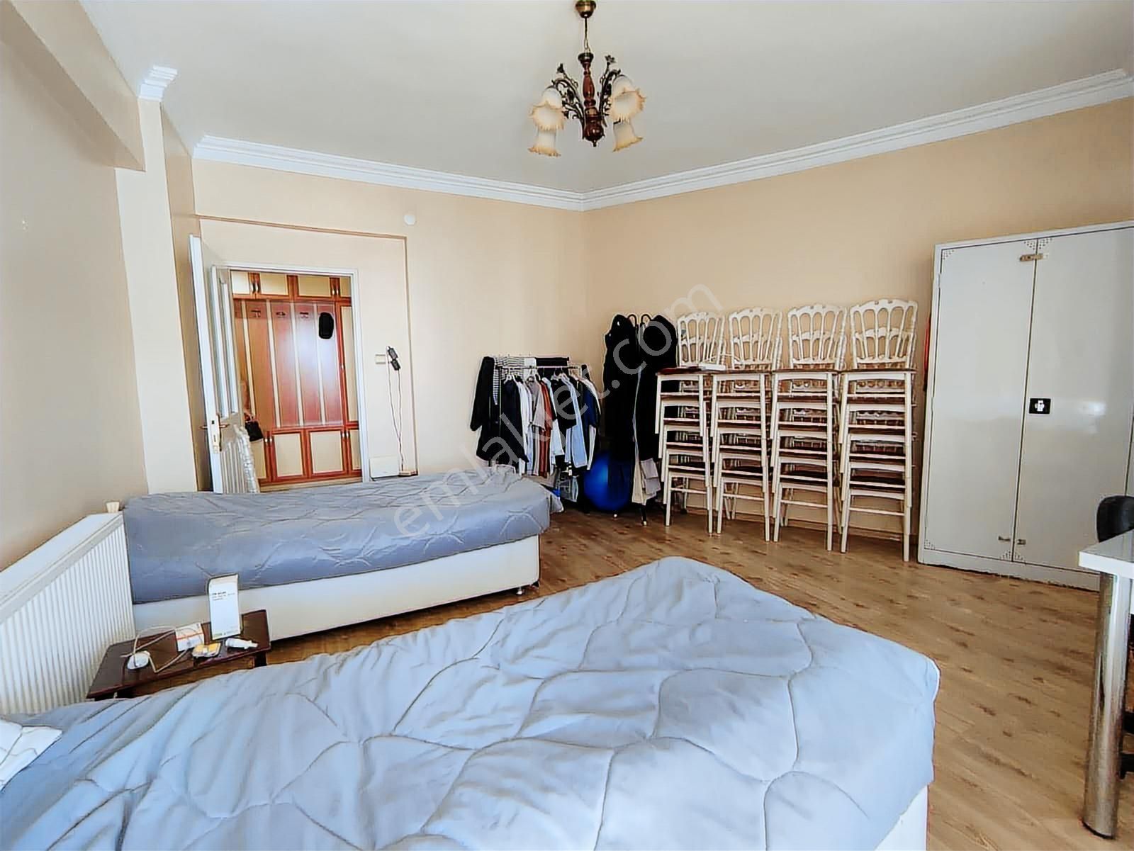 Karataş 3+1 1 Bölgede Tramvayın Yanı Başı.... - Görsel 13