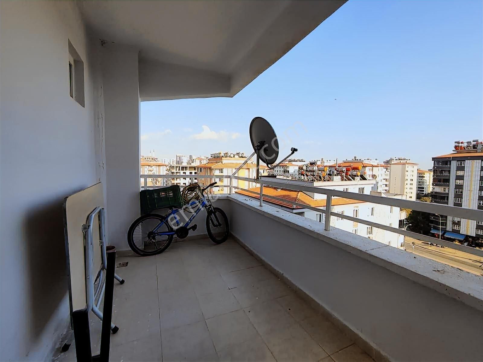 Karataş 3+1 1 Bölgede Tramvayın Yanı Başı.... - Görsel 14