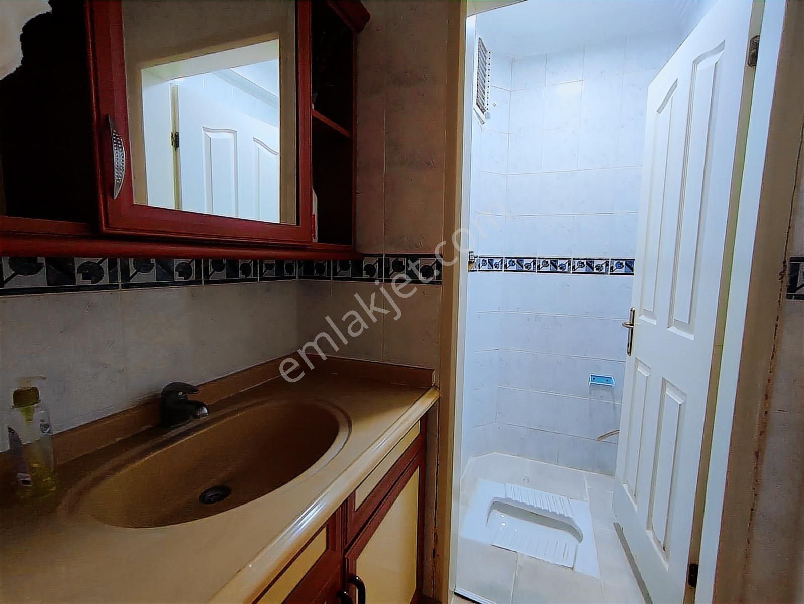 Karataş 3+1 1 Bölgede Tramvayın Yanı Başı.... - Görsel 11