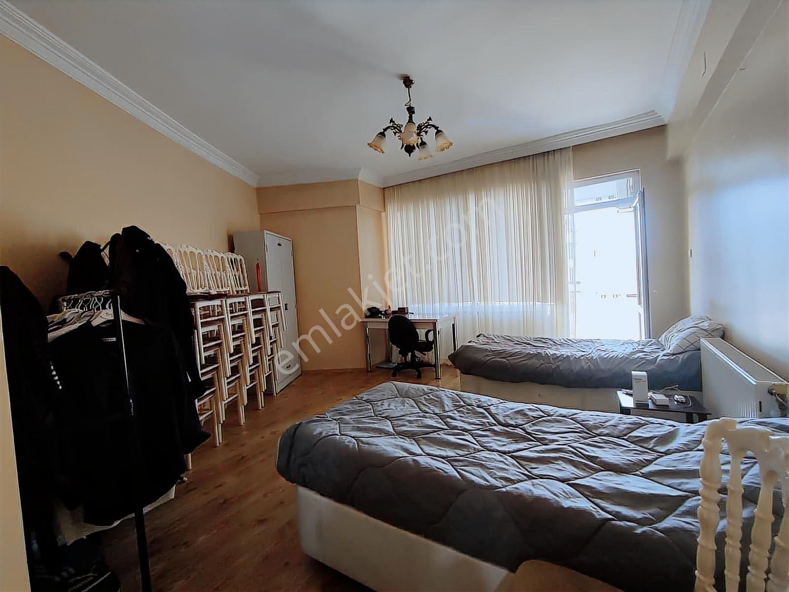 Karataş 3+1 1 Bölgede Tramvayın Yanı Başı.... - Görsel 9