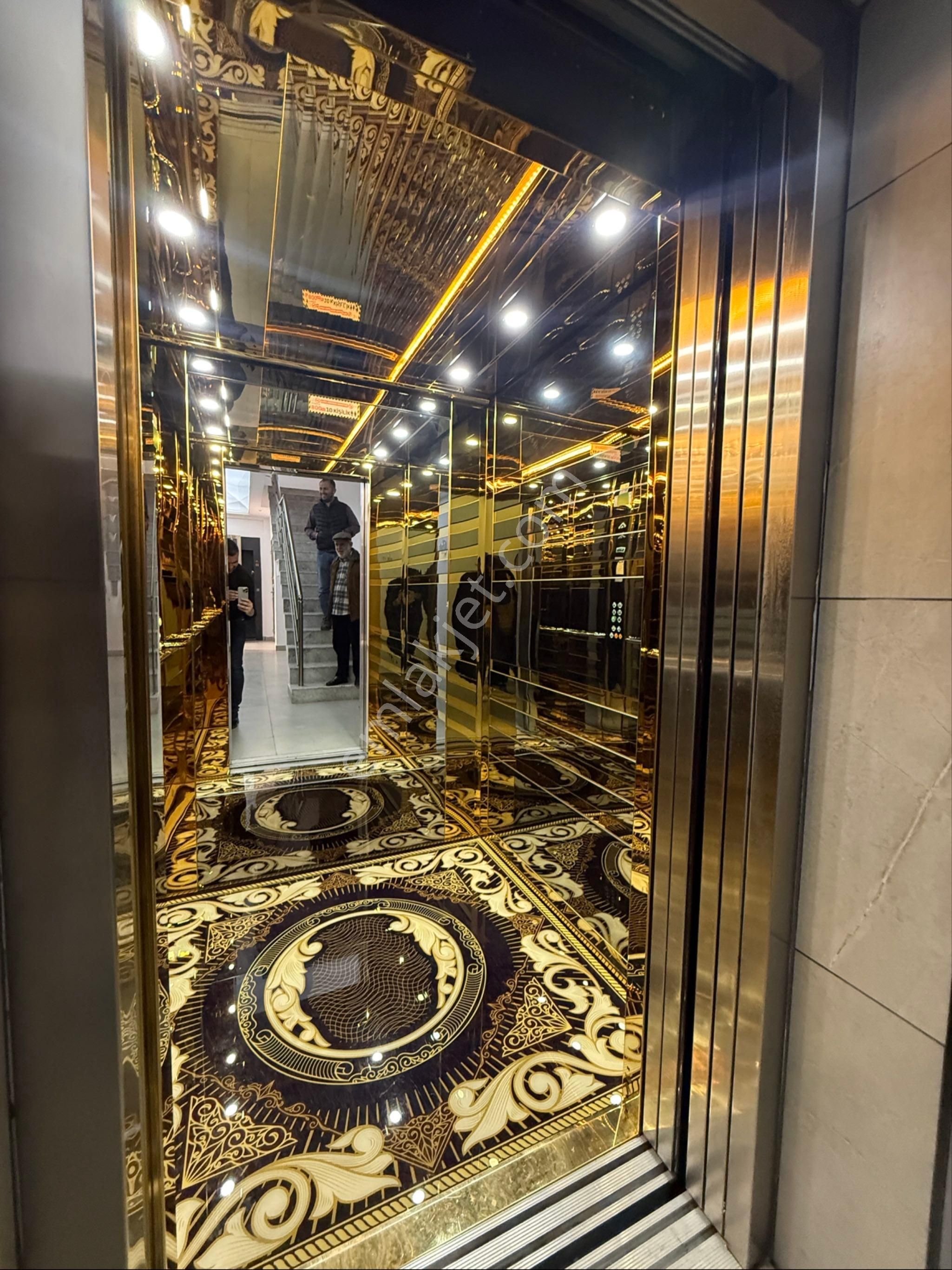 Varsakta Merkezi Konumda Kiralık 2+1 Daire - Görsel 12