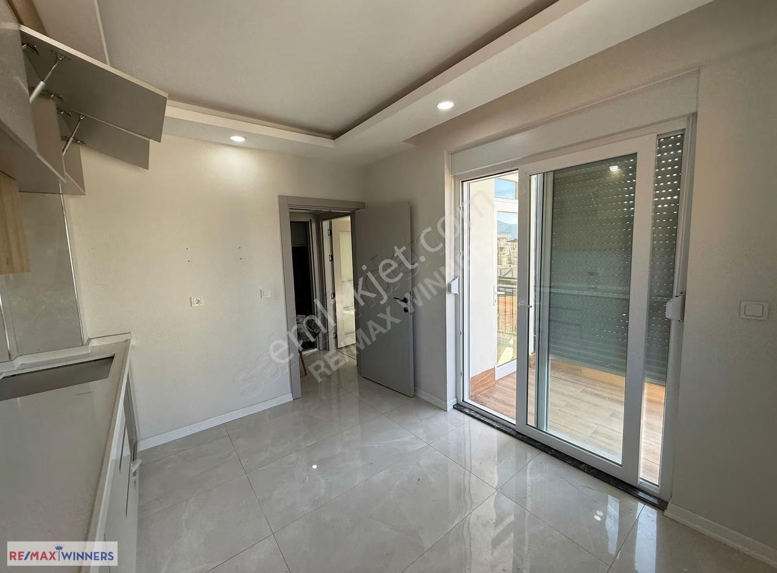 Erenköy'de 2+1 Satılık Sıfır Daıre - Görsel 6