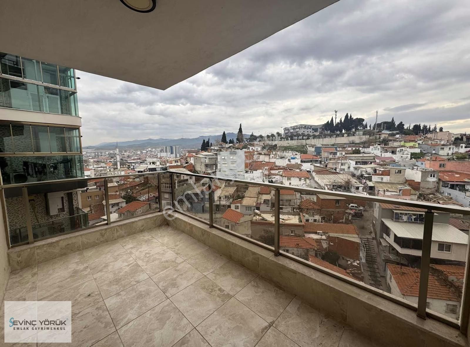 Menemen Merkezde Site İçinde Lüks 2+1 Kiralık Daire - Görsel 13