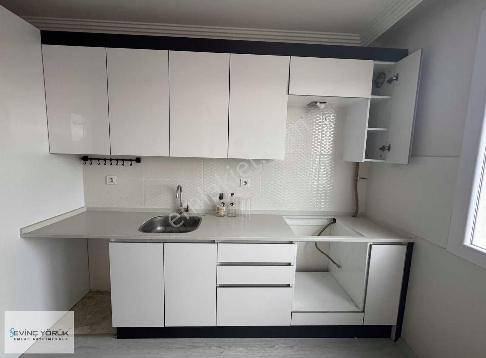 Menemen Merkezde Site İçinde Lüks 2+1 Kiralık Daire - Görsel 16