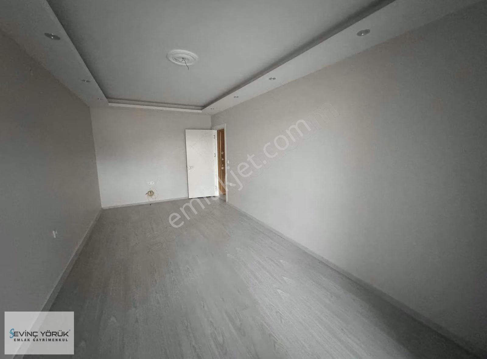 Menemen Merkezde Site İçinde Lüks 2+1 Kiralık Daire - Görsel 17