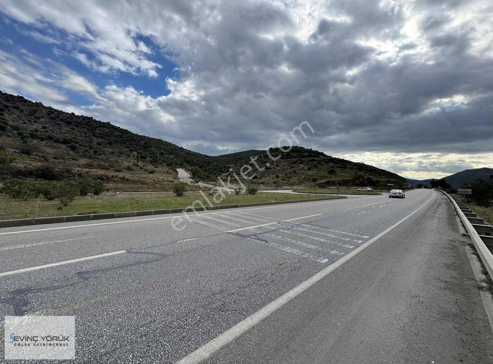 Menemen Manisa Yolu Üzerinde 824 M² Tek Tapu Tarla - Görsel 18