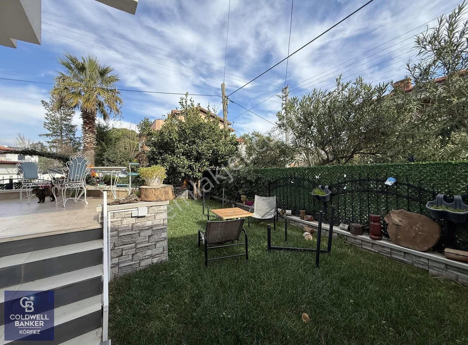 Burhaniye Ören Denize 50m Müstakil Villa 130 M2 Bahçe Kullanımlı - Görsel 24