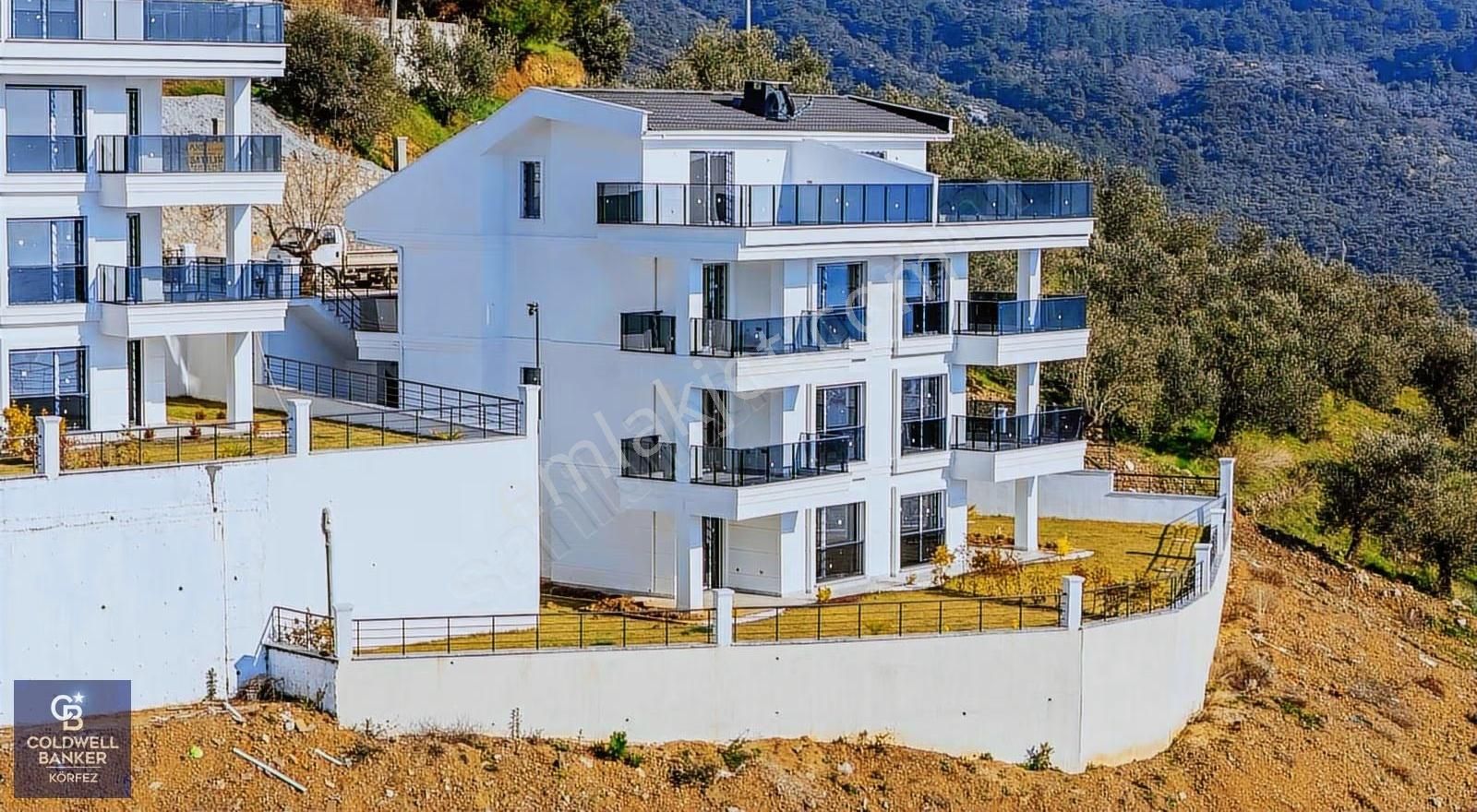 Altınoluk'ta Panoramik Deniz Manzaralı 2+1 Daire - Görsel 7