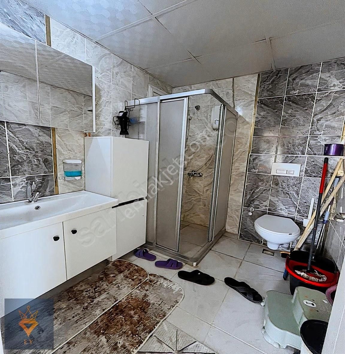 Cadde Üstü Katta Asansörlü 3+1 - Görsel 8