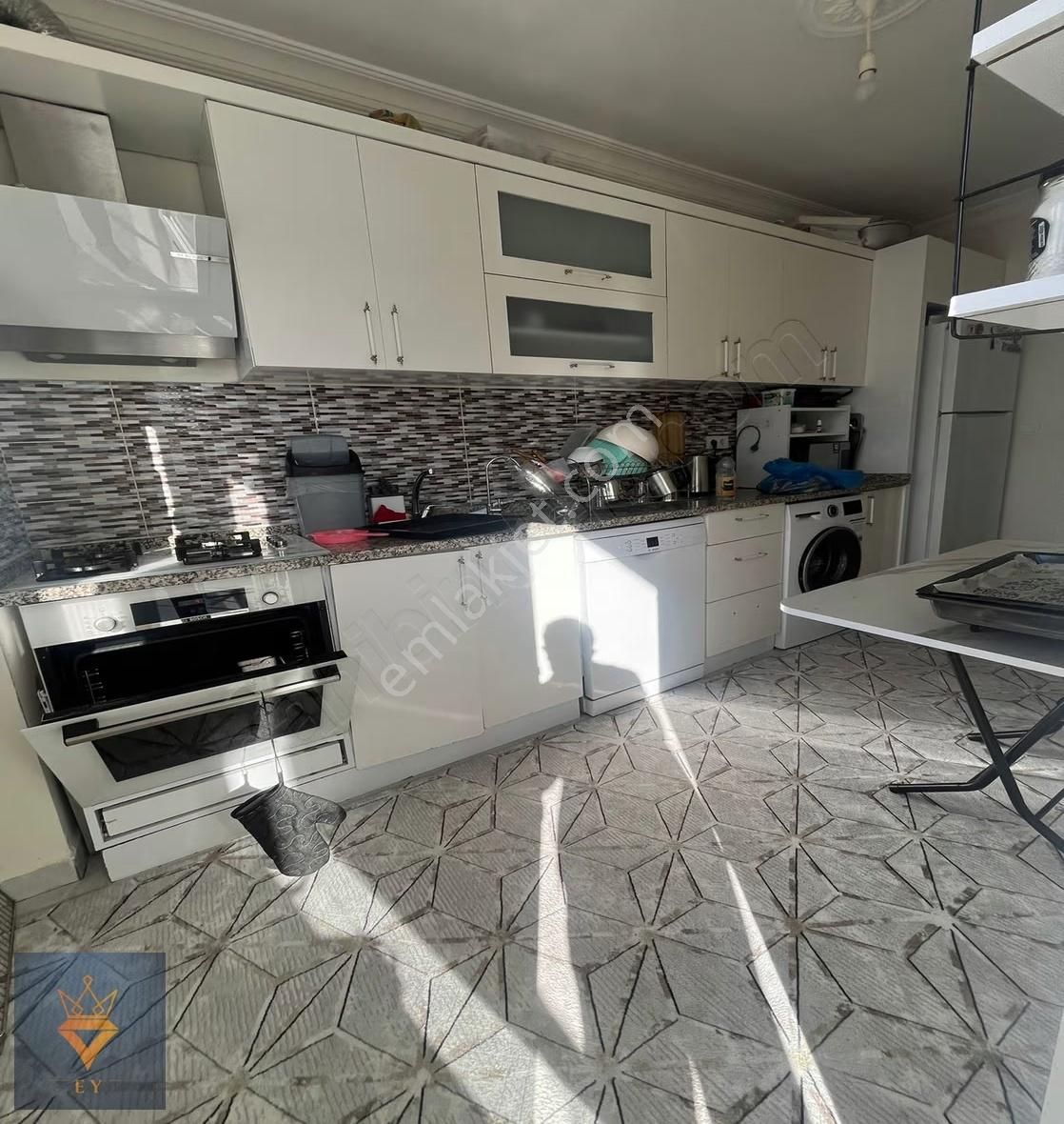 Cadde Üstü Katta Asansörlü 3+1 - Görsel 6