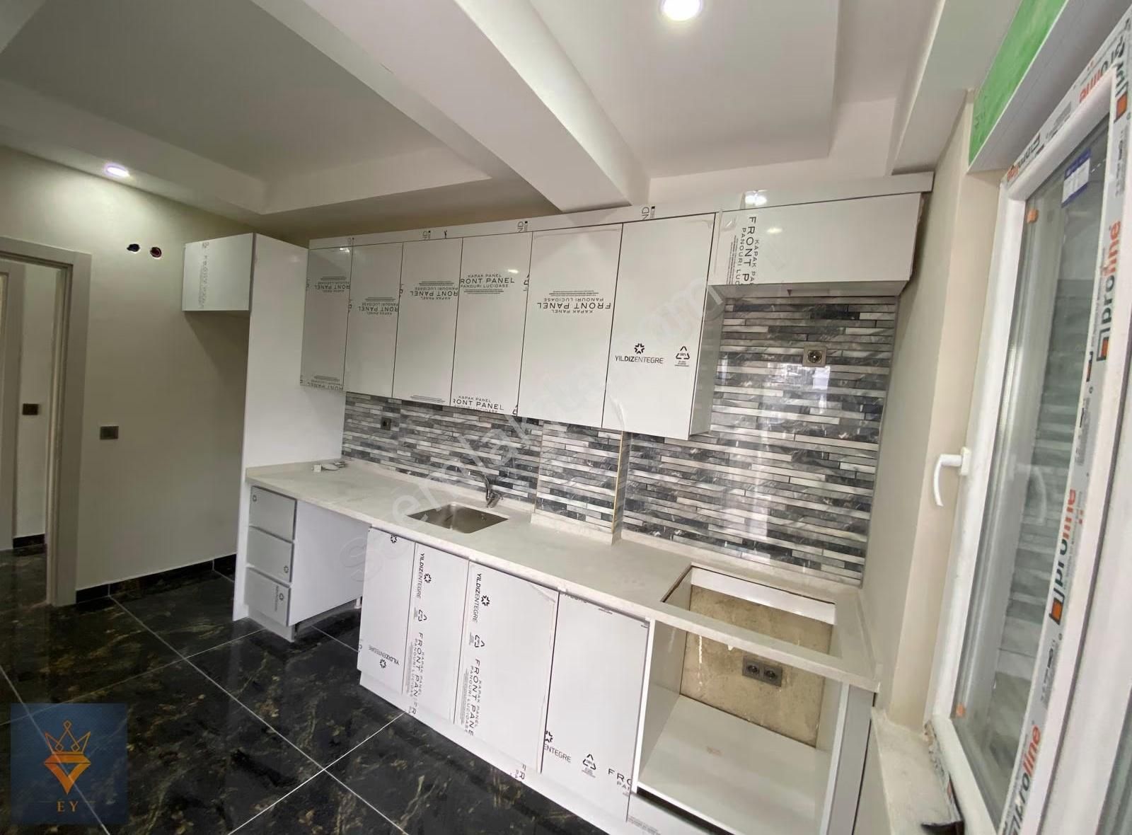 Varsak Karşıyaka Da Katta 2+1 Sıfır Ebeveyn Banyolu Daire