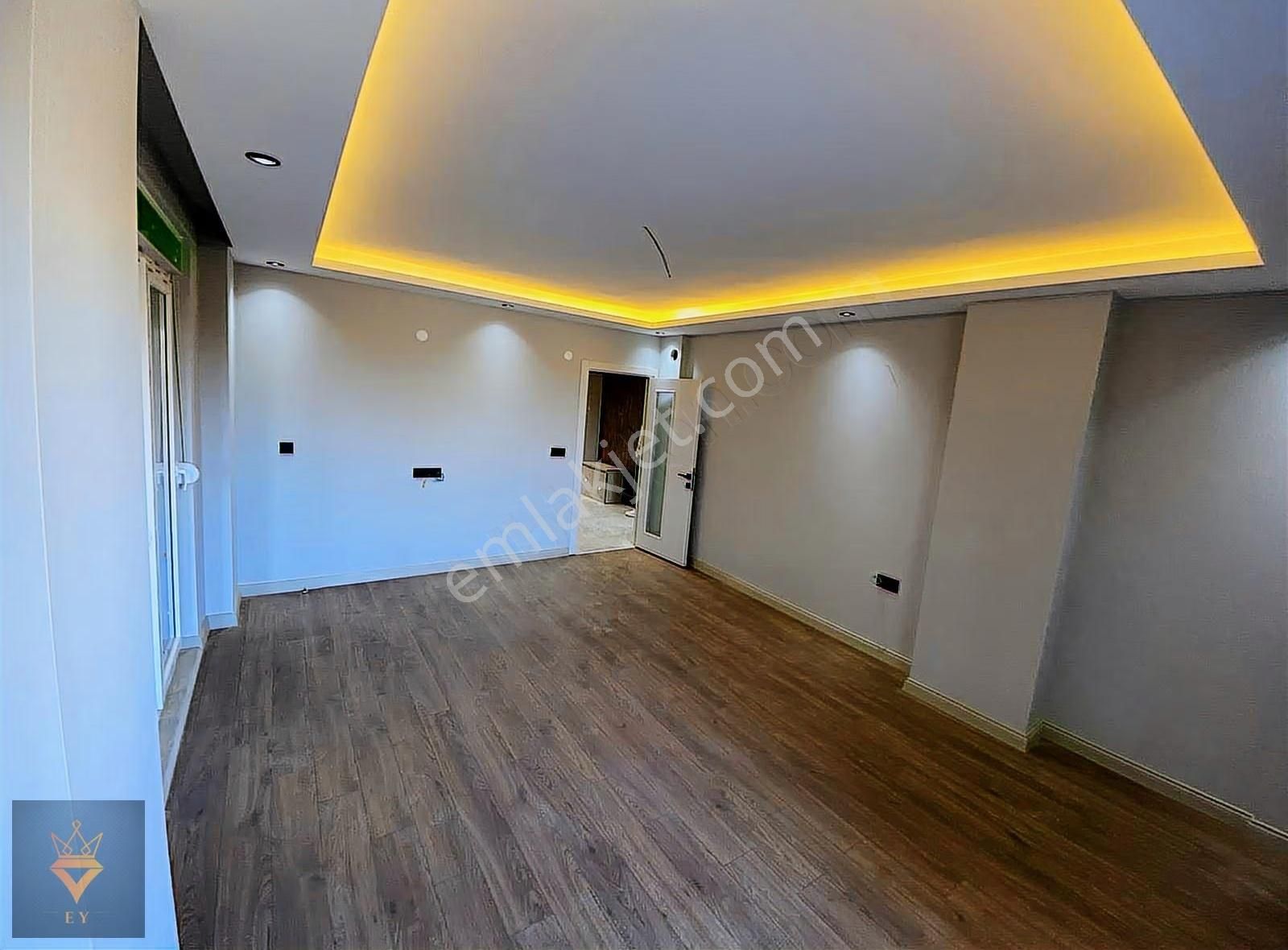 Varsak Karşıyaka'da Ebevn Banyolu Giyinme Odalı 2+1 Geniş Daire - Görsel 3