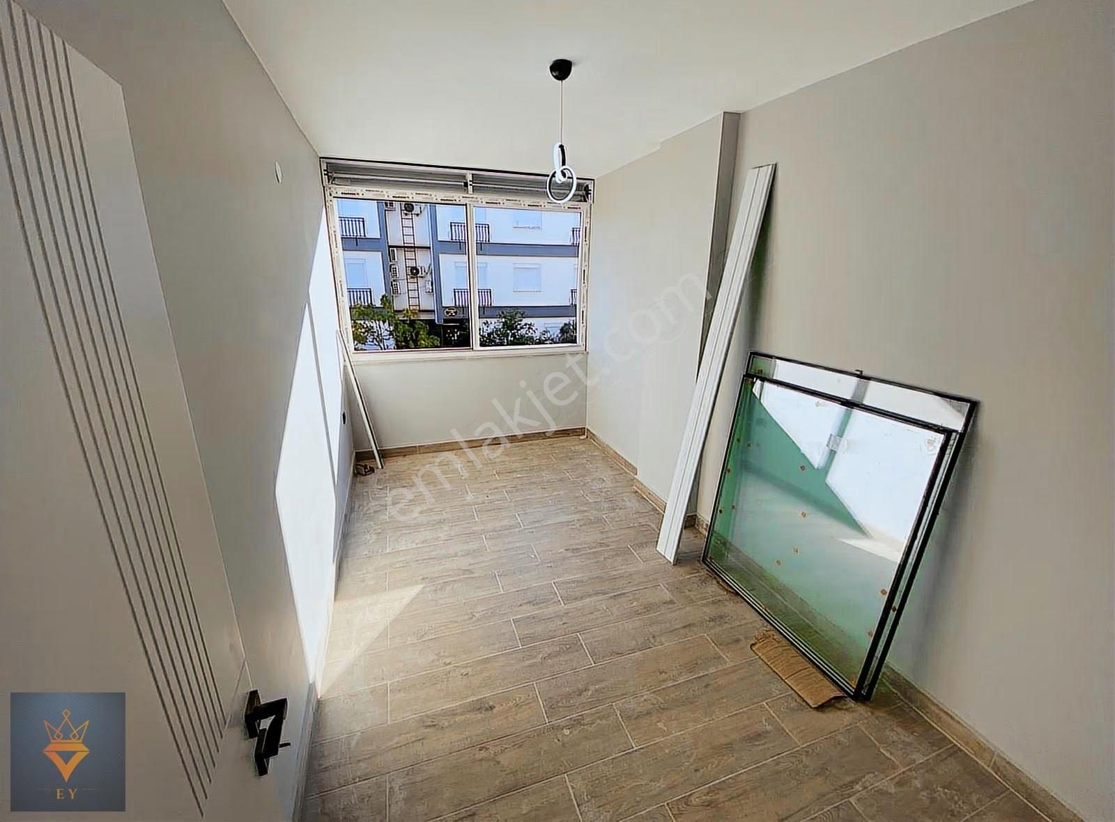 Varsak Karşıyaka'da Ebevn Banyolu Giyinme Odalı 2+1 Geniş Daire - Görsel 6