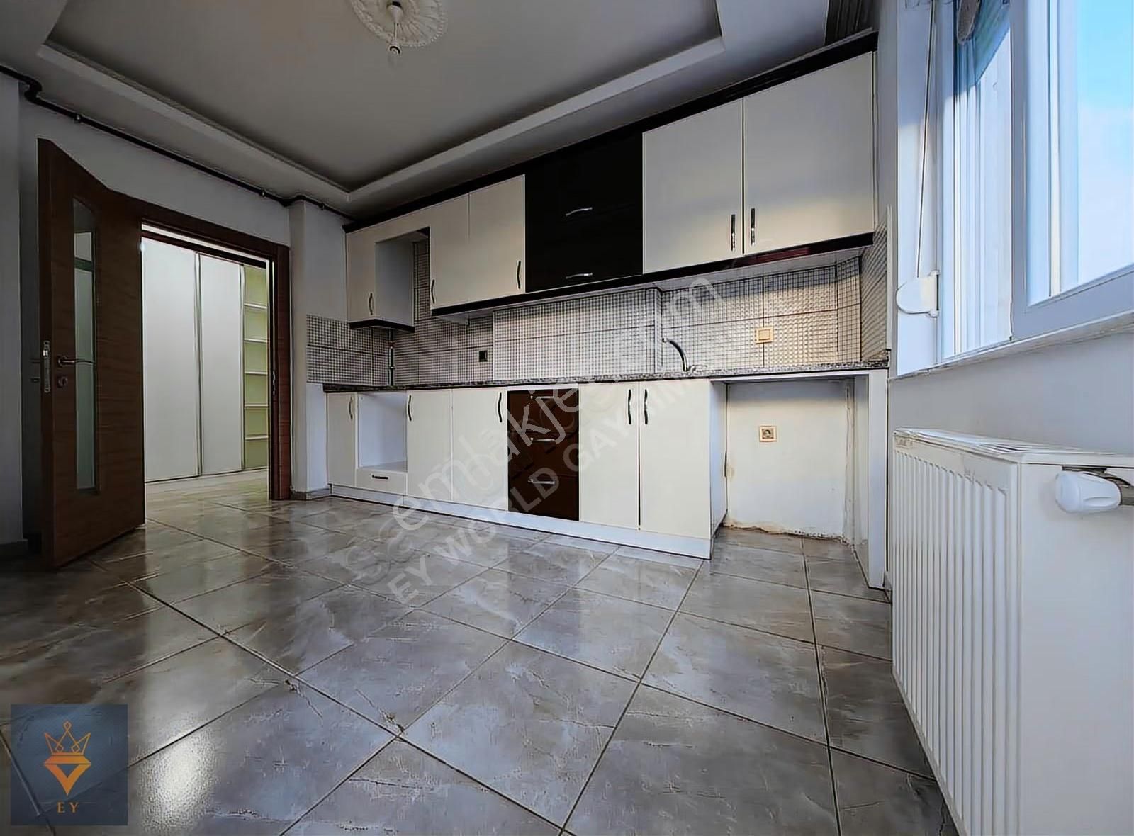 H Karakaşta Site İçi Masrafsız Ebeveyn Bayolu 2+1