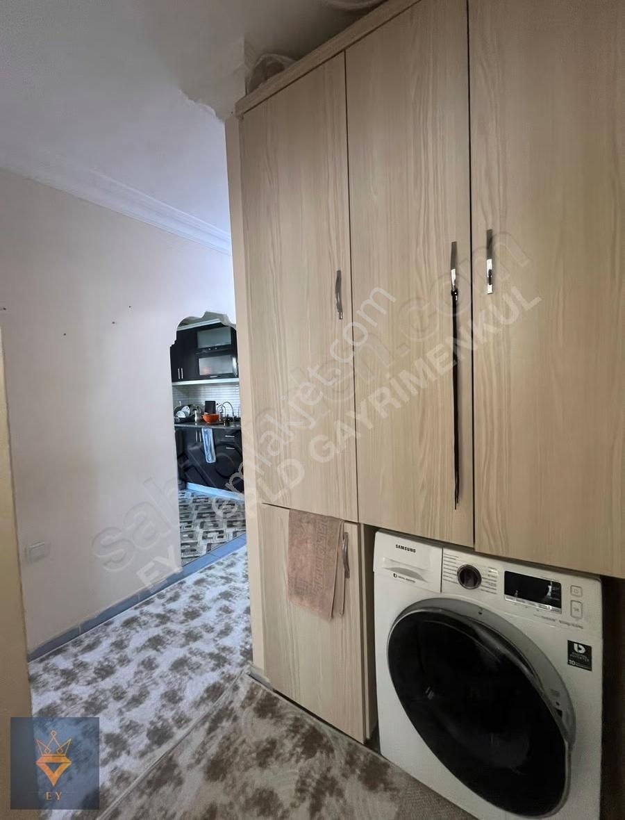 Kızılarıkta Kokoreççilerin Arkasında Ayrı Mutfaklı 1+1 - Görsel 13