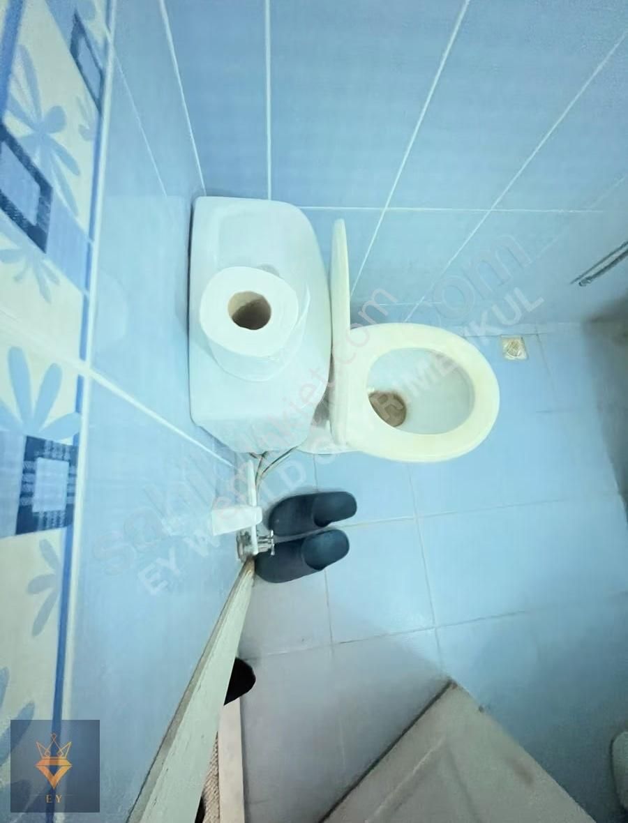 Kızılarıkta Kokoreççilerin Arkasında Ayrı Mutfaklı 1+1 - Görsel 3