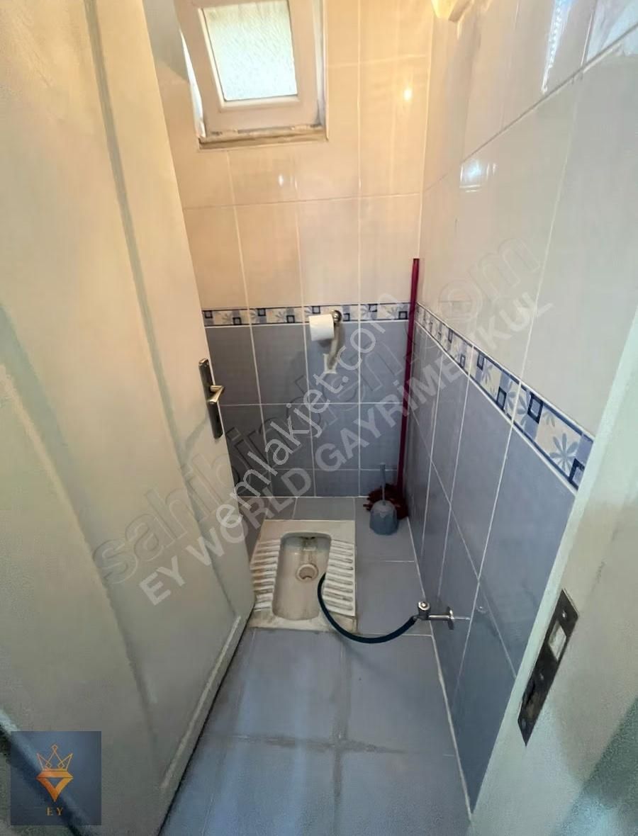 Kızılarıkta Kokoreççilerin Arkasında Ayrı Mutfaklı 1+1 - Görsel 4