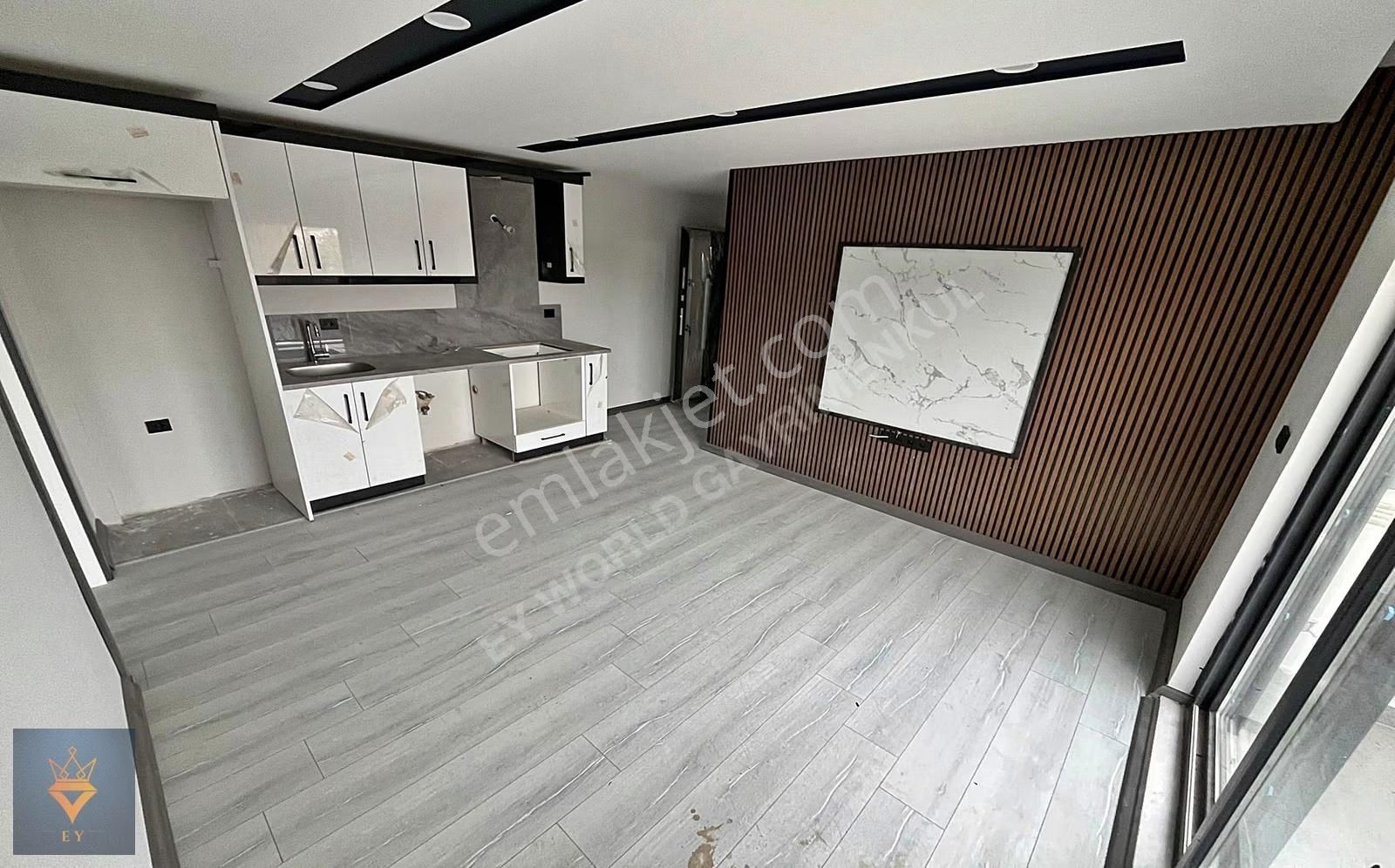 Havuzlu Site İçerisinde Katta 1+1