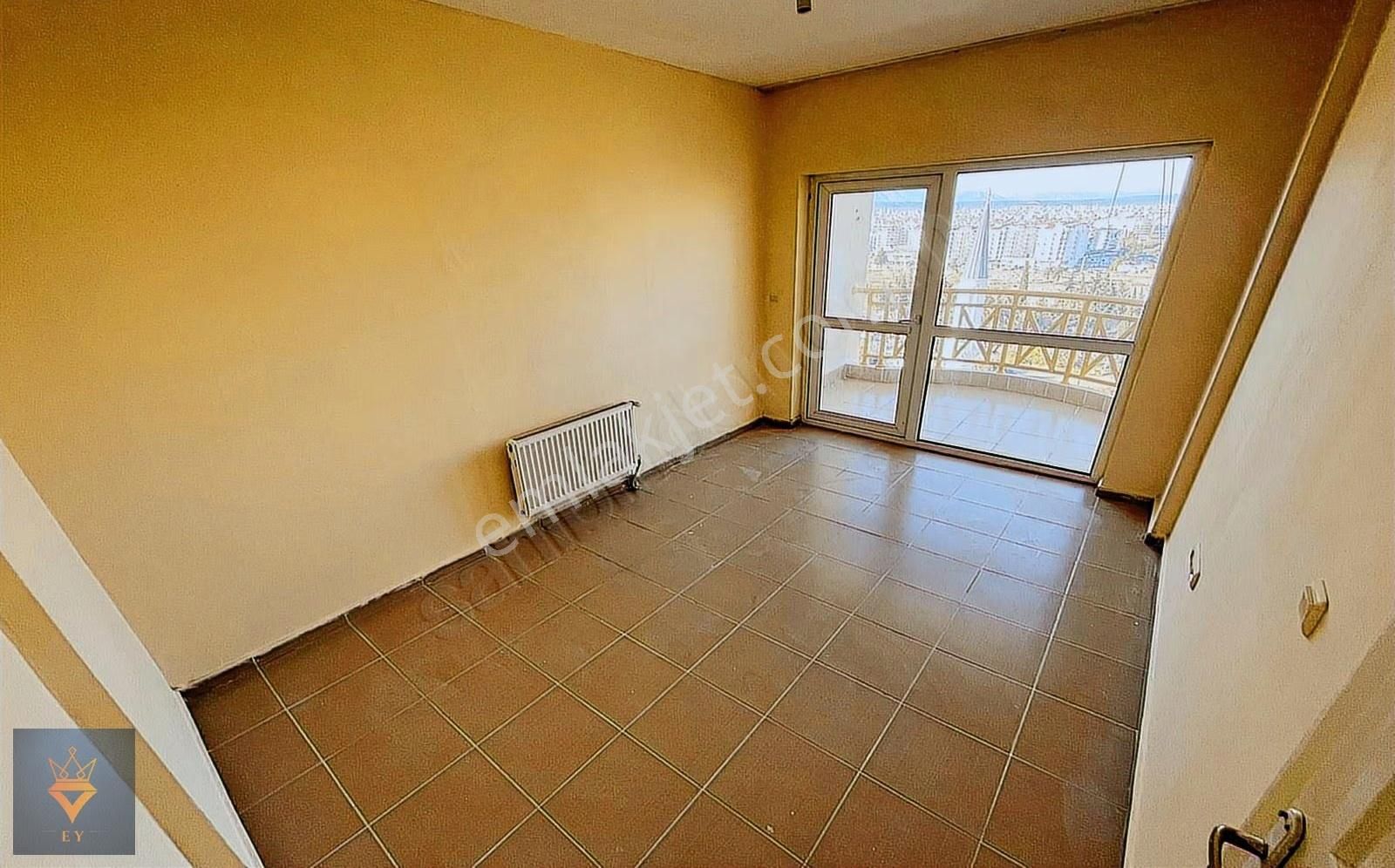 Acil Satılık Krediye Uygun Katta Asansörlü 2+1 ! - Görsel 3