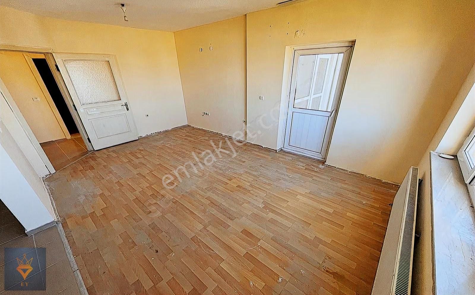 Acil Satılık Krediye Uygun Katta Asansörlü 2+1 ! - Görsel 10