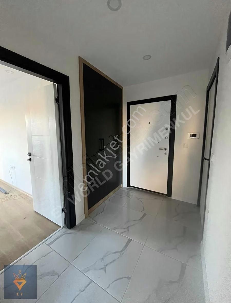 Aydoğmuşta Tramvaya Yürüme Mesafesinde Katta 1+1 - Görsel 13