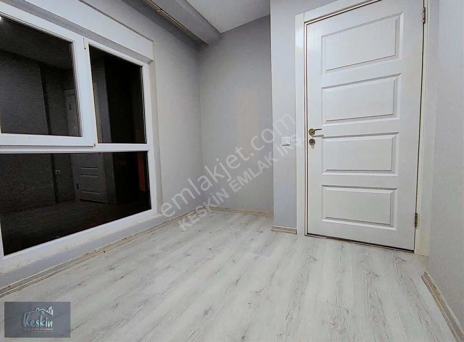 Kelepir Yatırımlık Katta 1+1 Satılık Daire - Görsel 2