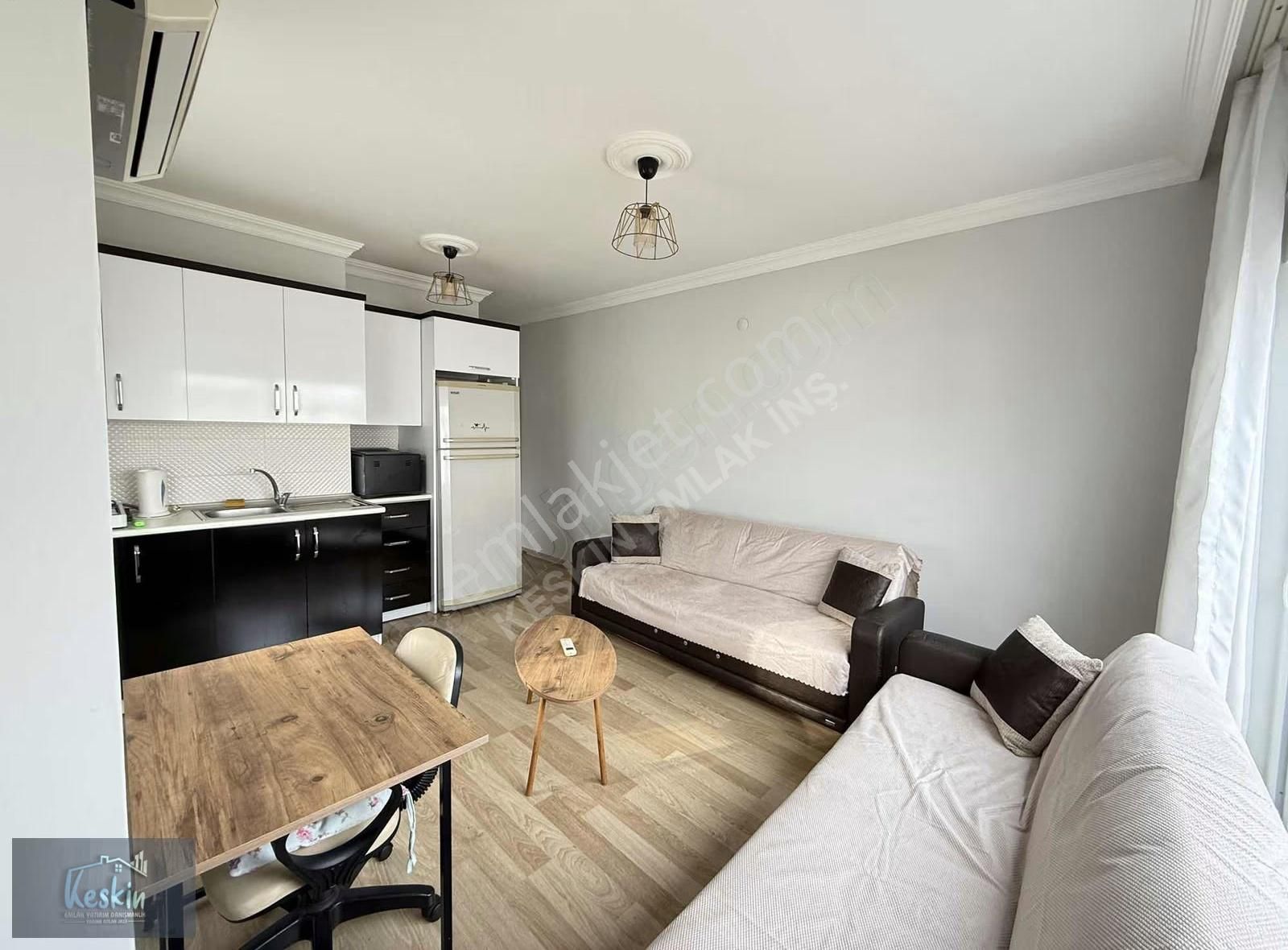 Ahatlı Mah . Ulusoy Cd. Yakını Güney Doğu 1+1 Eşyalı Kiralık