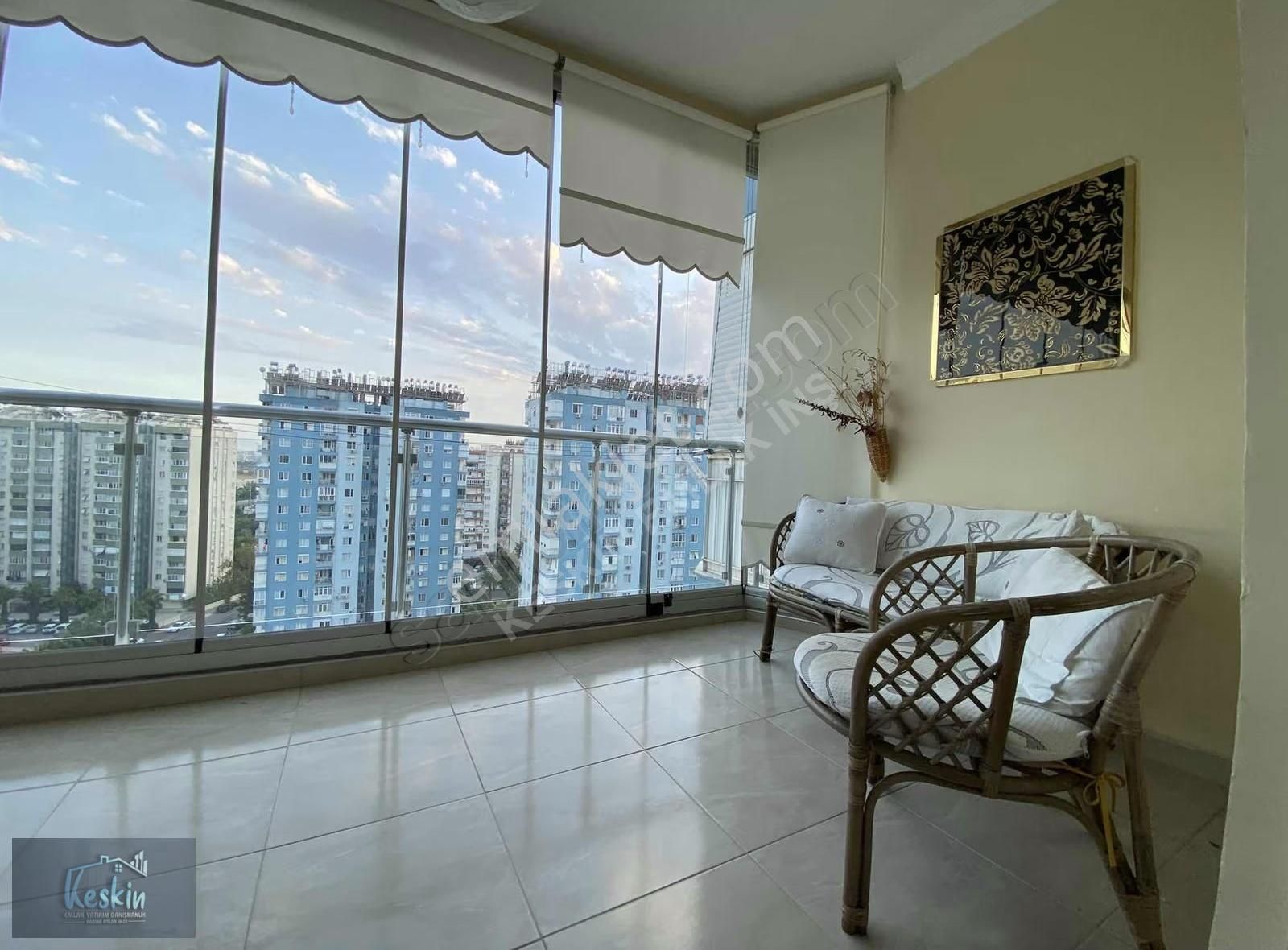 Yenidoğan'da Kiralık 3+1 Eşyalı Asansörlü Otoparklı - Görsel 12