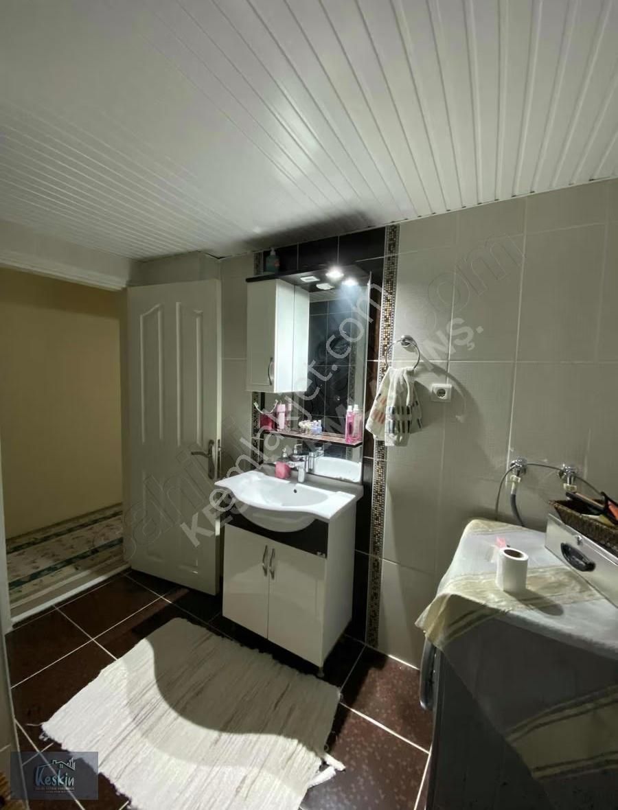 Yenidoğan'da Kiralık 3+1 Eşyalı Asansörlü Otoparklı - Görsel 28