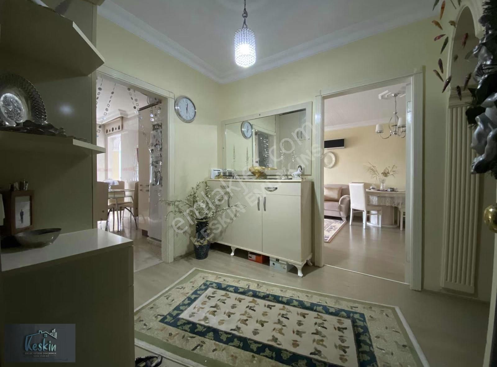 Yenidoğan'da Kiralık 3+1 Eşyalı Asansörlü Otoparklı - Görsel 5