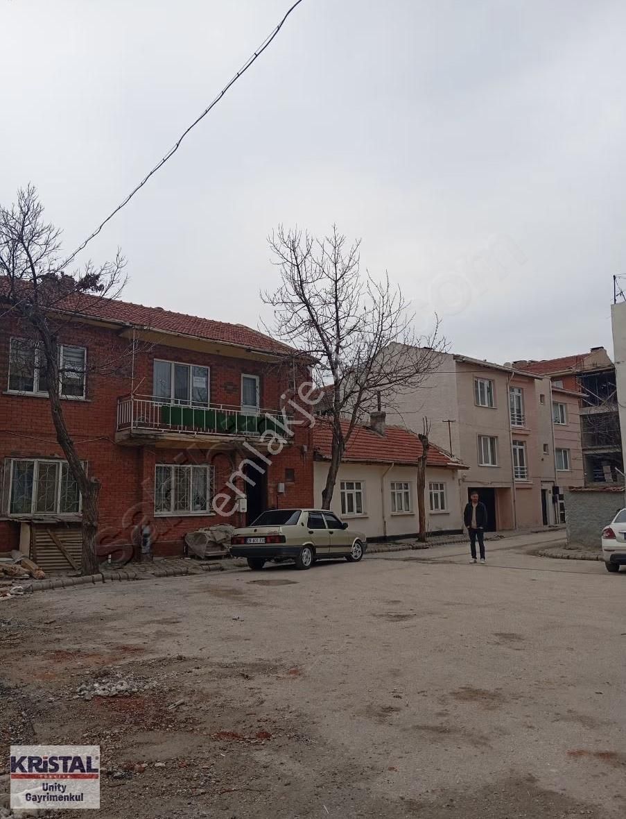 Şarhöyük Mahallesinde 2 Katlı Satılık Fırsat Daire - Görsel 1