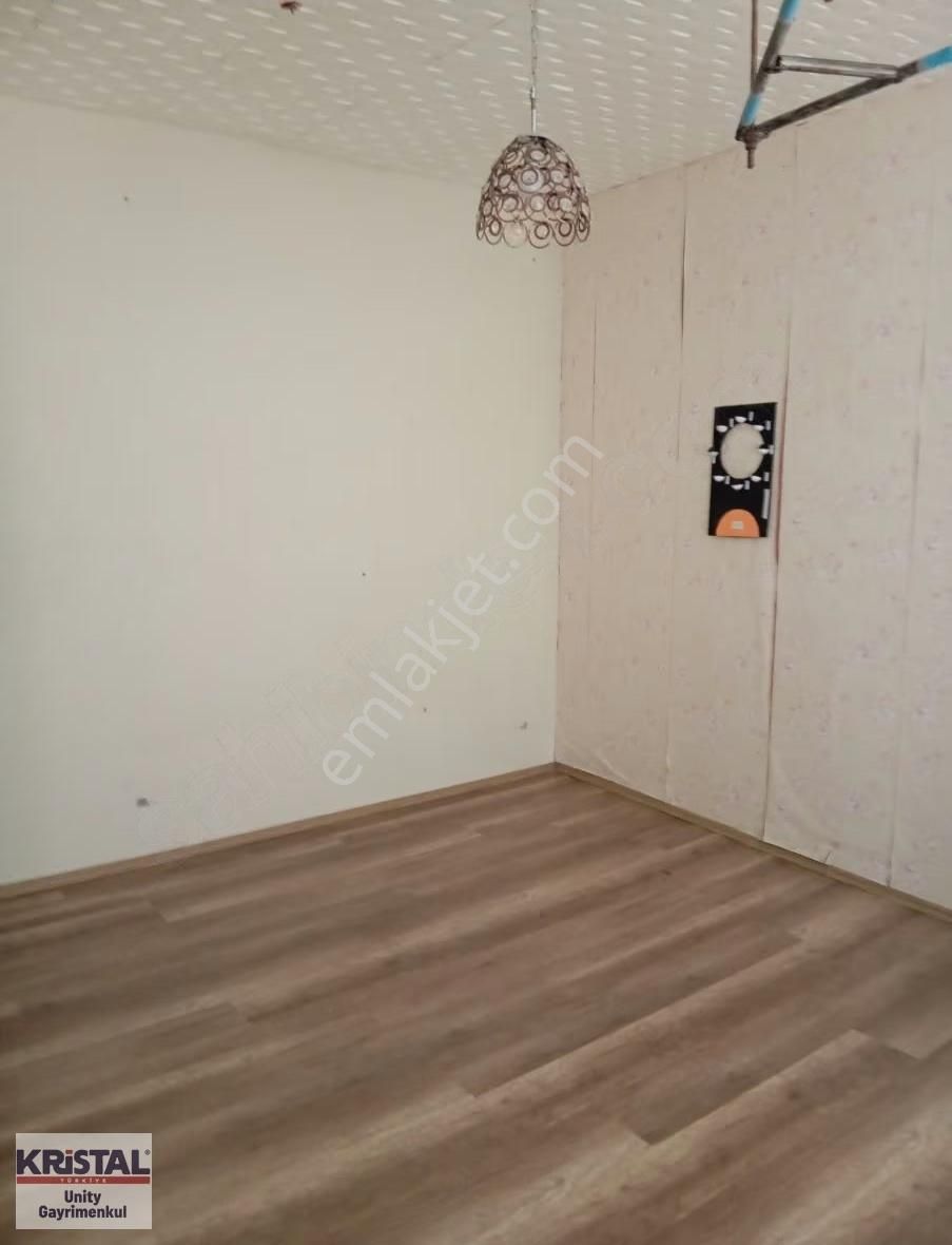 Şarhöyük Mahallesinde 2 Katlı Satılık Fırsat Daire - Görsel 4