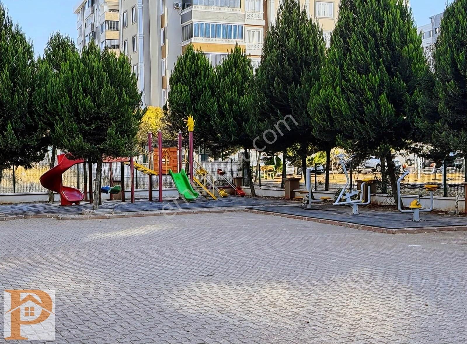 Fıstıklık'ta Satılık 2+1 Bakımlı Daire - Görsel 27