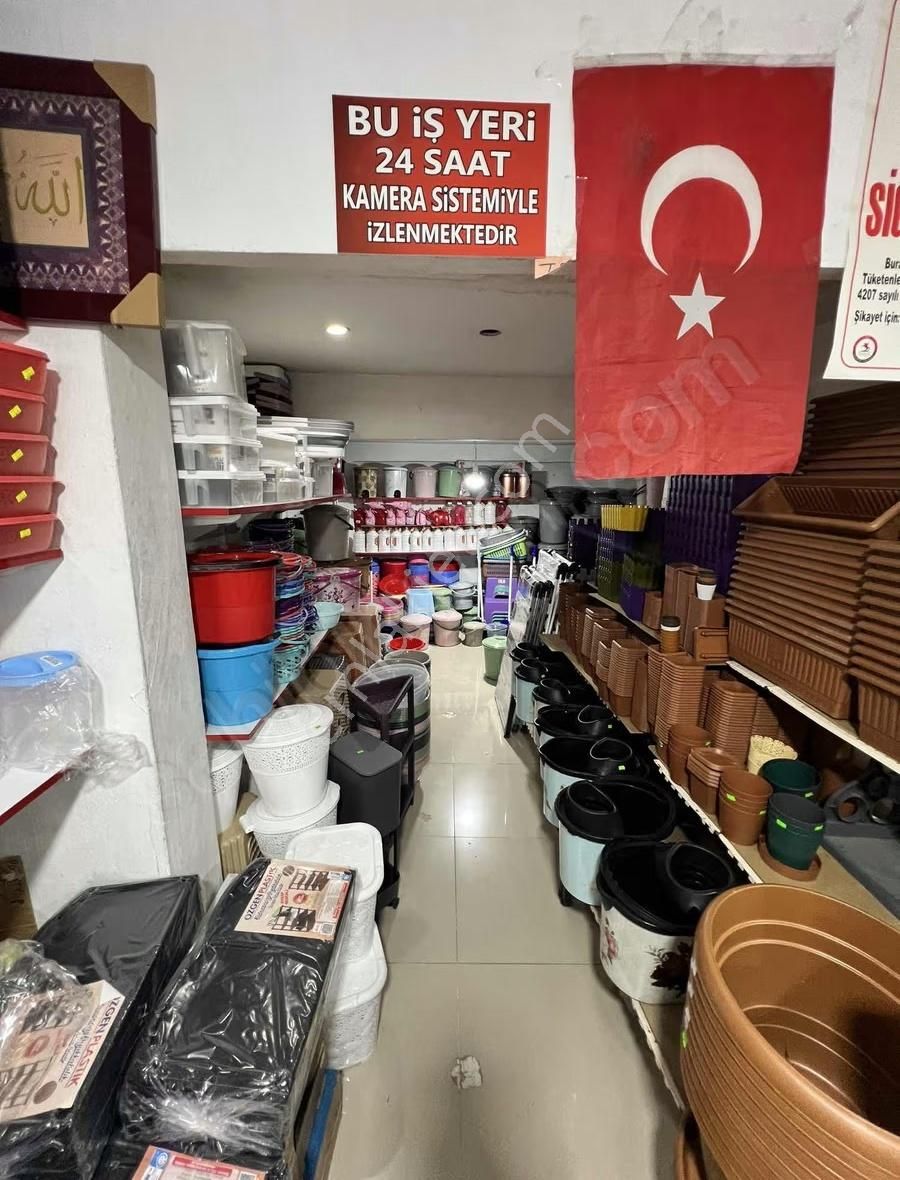 Altıkat Emlaktan Satılık Dükkan Yunusemre Caddesinde - Görsel 7