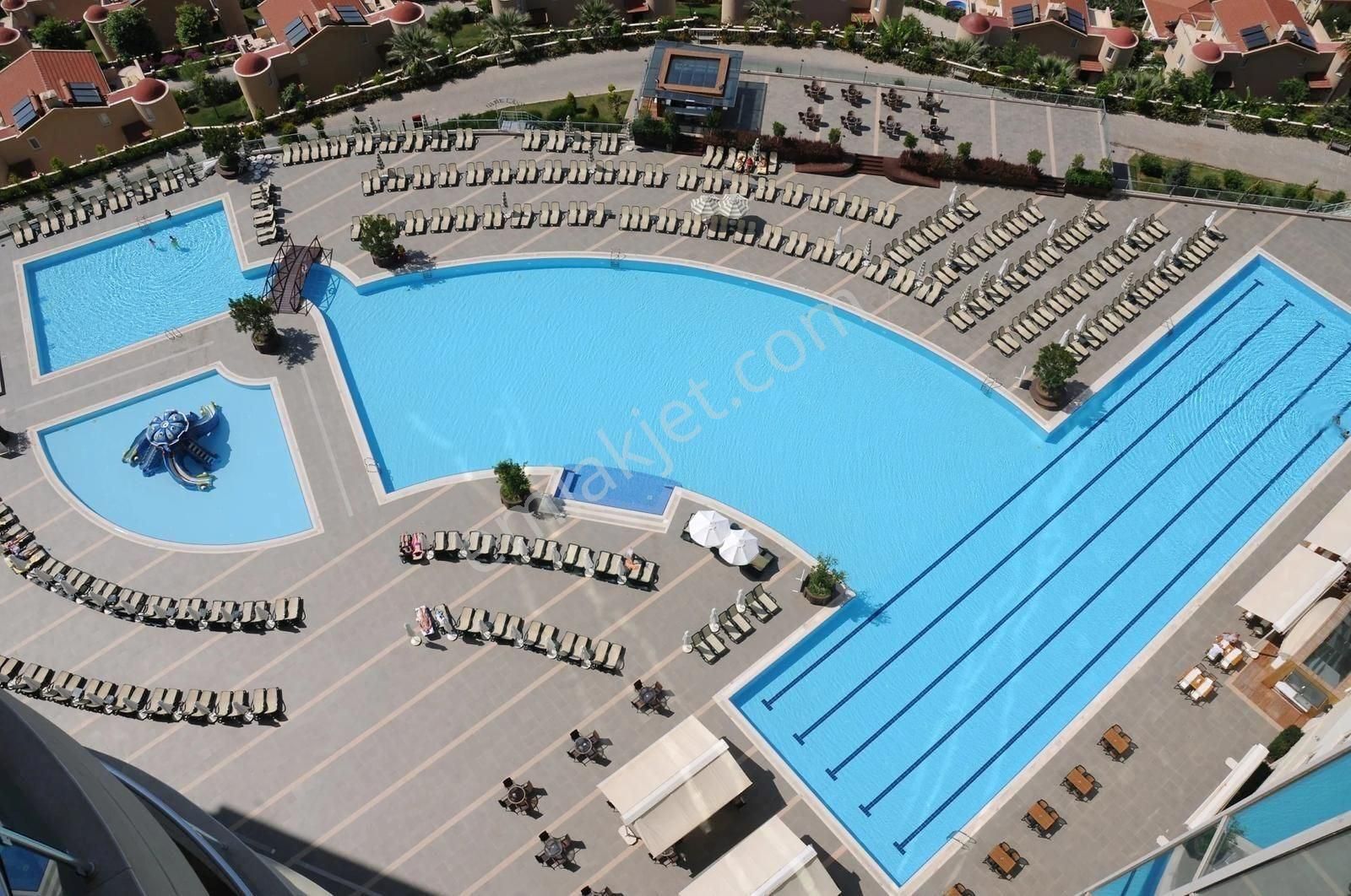 Alanya Gold Cıty’de Otel Konseptli Lüks 2+1 Daire - Görsel 16