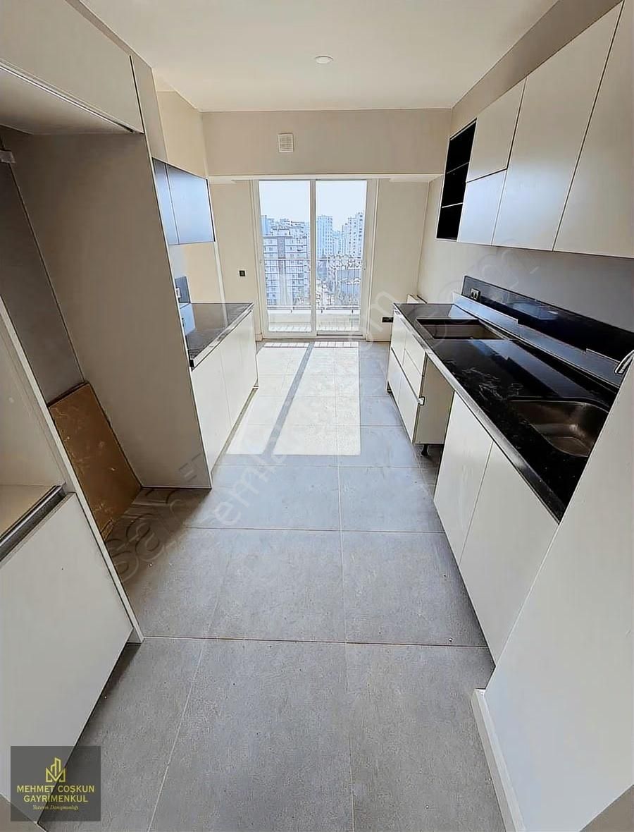 Huzurevlerinde Göktekin Kalitesiyle İskanlı Satılık 3+1 Daire