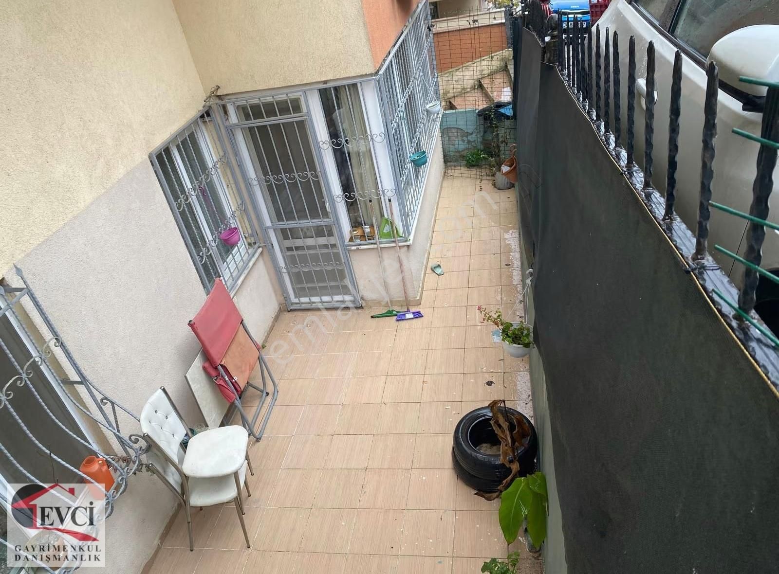 Mimar Sinan Da Muhteşem 2+1 Den 1+1 E Dönmüş Giriş Katı Daire