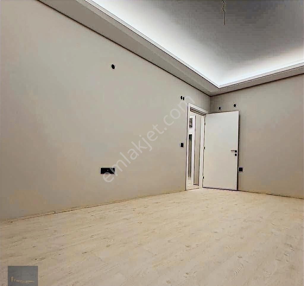 Yedi Eylül'de Havuzlu Site De Ultra Lüks 3+1 Satılık Daire - Görsel 3