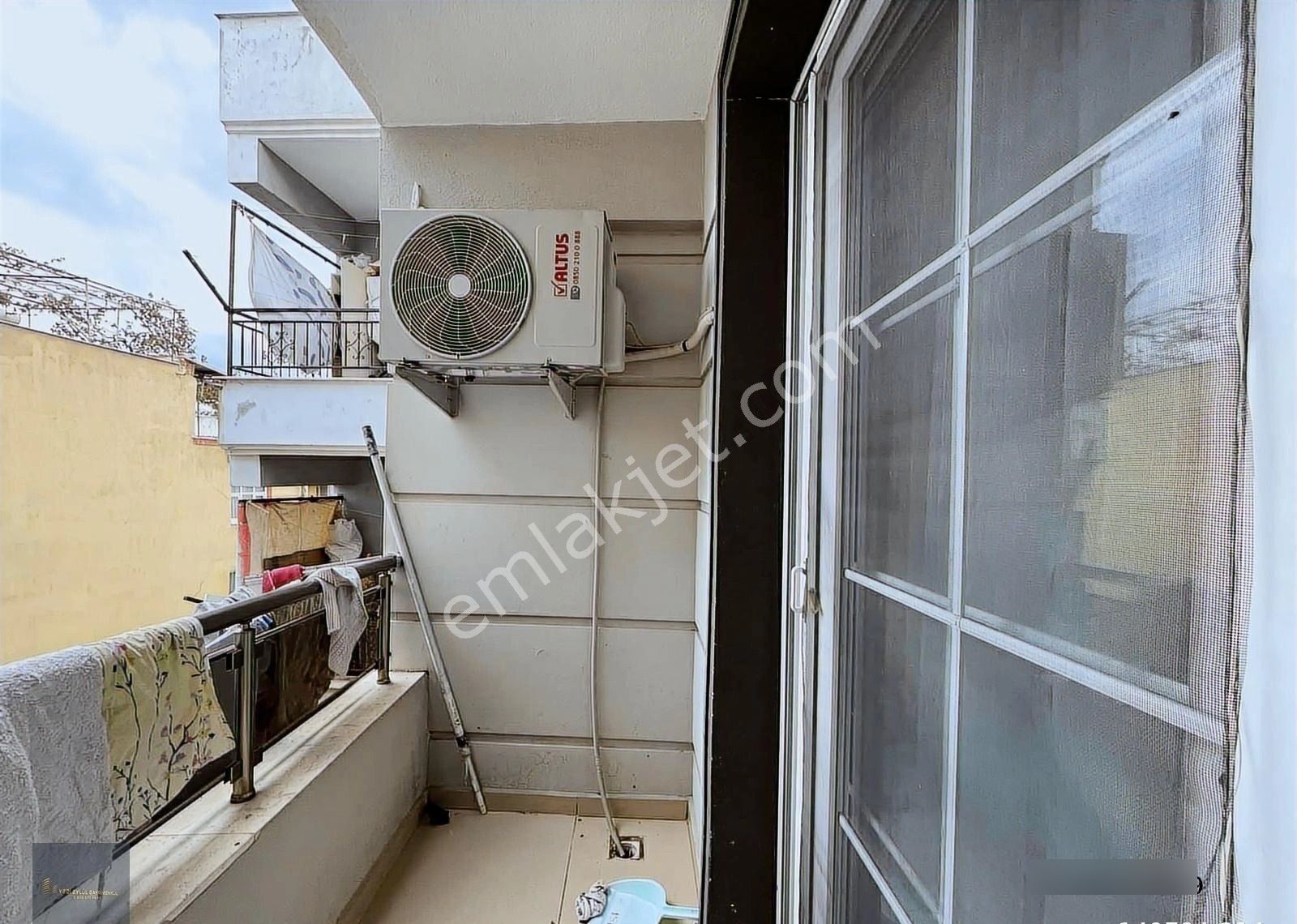 Torbalıda Ara Kat 3+1 Ultra Lüks Satılık Daire - Görsel 8