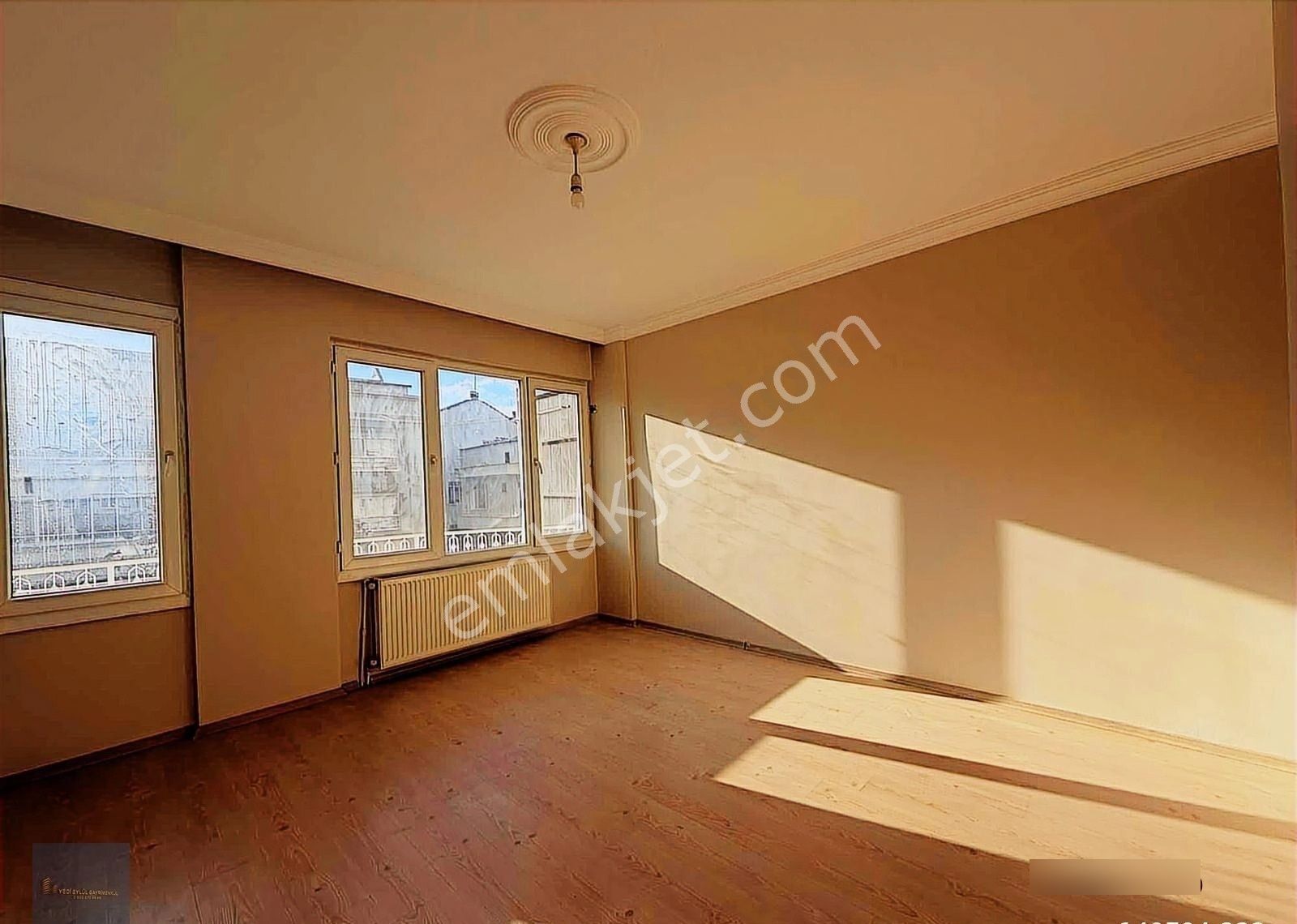 Ertuğrul Mahallesinde Kompile Yenilenmiş 3+1 Satılık - Görsel 14