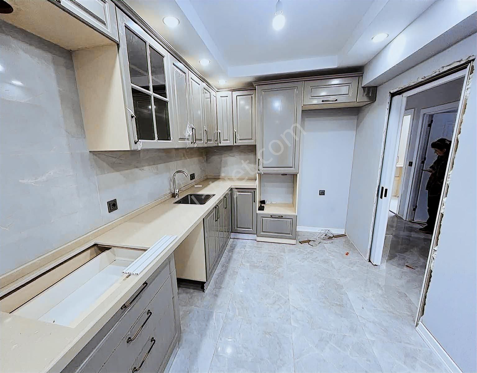 Çorlu Cumhuriyet Mahallesinde Satılık 2+1 Daire