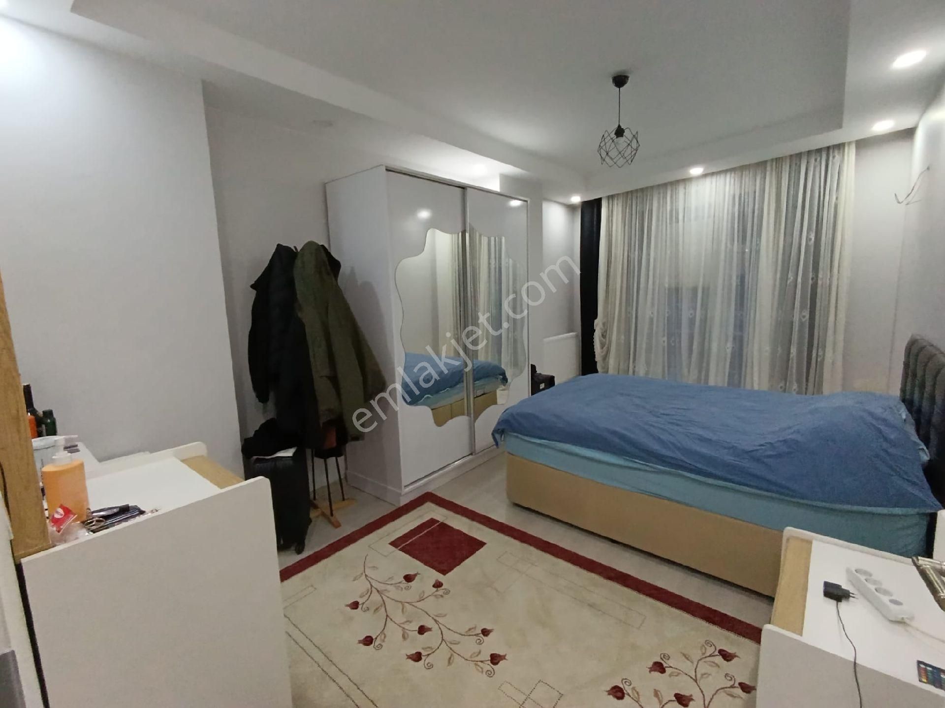 Küçükçekmece Cennet Mah. Satılık Ön Cephe 2+1 Arakat - Görsel 11