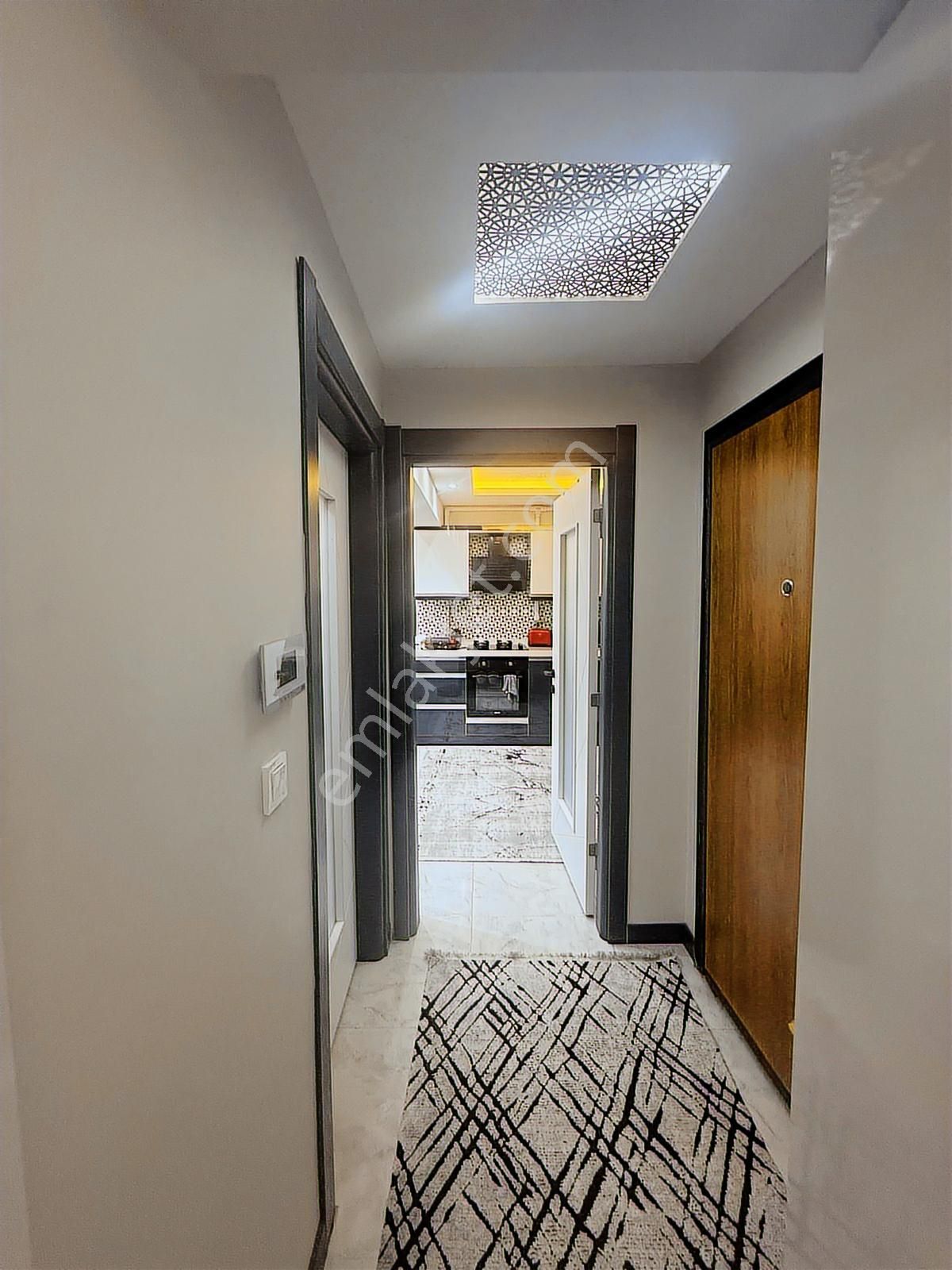 İslamsaray Mah.'de Cadde Cepheli, Bahçeli & Otoparklı 2+1 Daire - Görsel 11