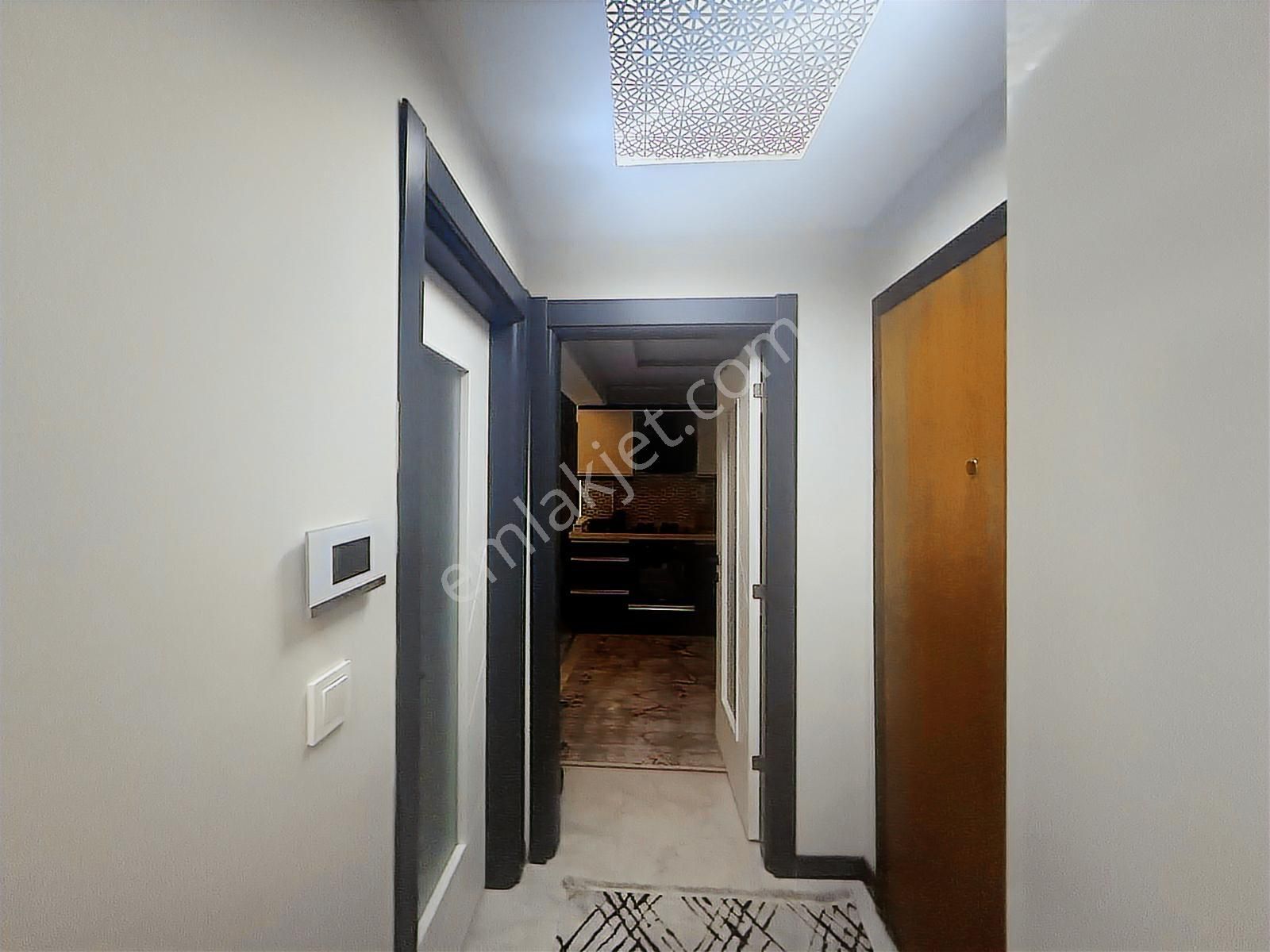 İslamsaray Mah.'de Cadde Cepheli, Bahçeli & Otoparklı 2+1 Daire - Görsel 13