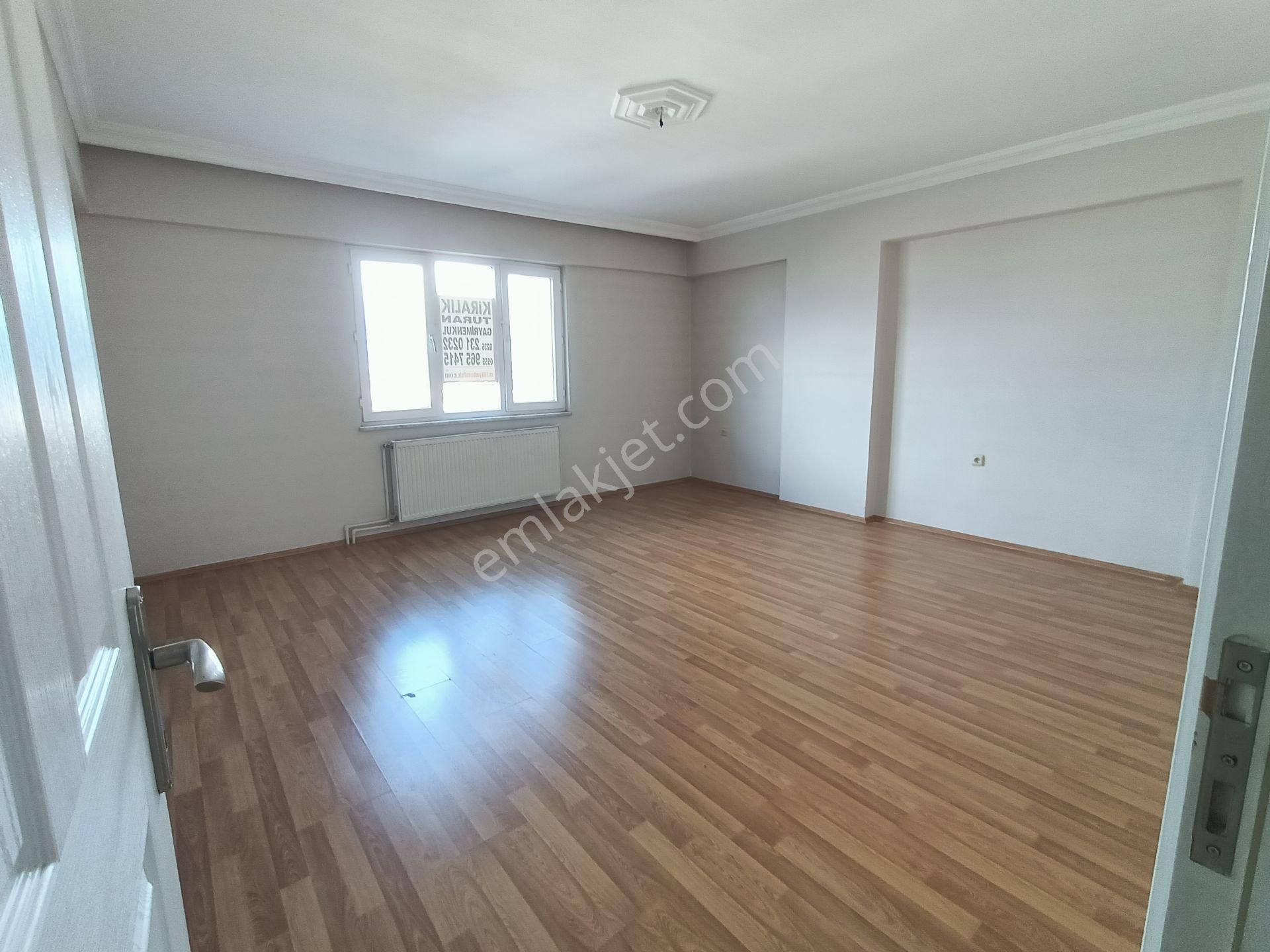 Hafsa Sultan Özsaruhan Bulvarı’nda Asansörlü, Köşe, Aydınlık 3+1 - Görsel 10