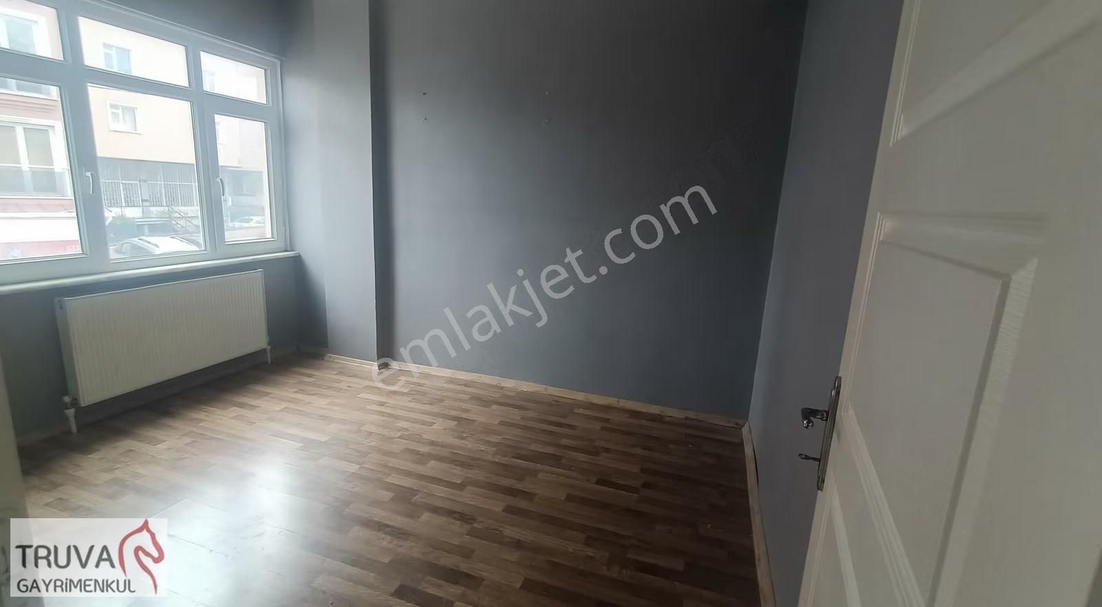 Kurtköy Merkezde Fırsat Yatırımlık Boş İki Daire, Bir Dükkan - Görsel 23