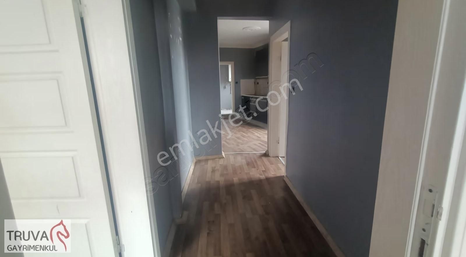 Kurtköy Merkezde Fırsat Yatırımlık Boş İki Daire, Bir Dükkan - Görsel 5