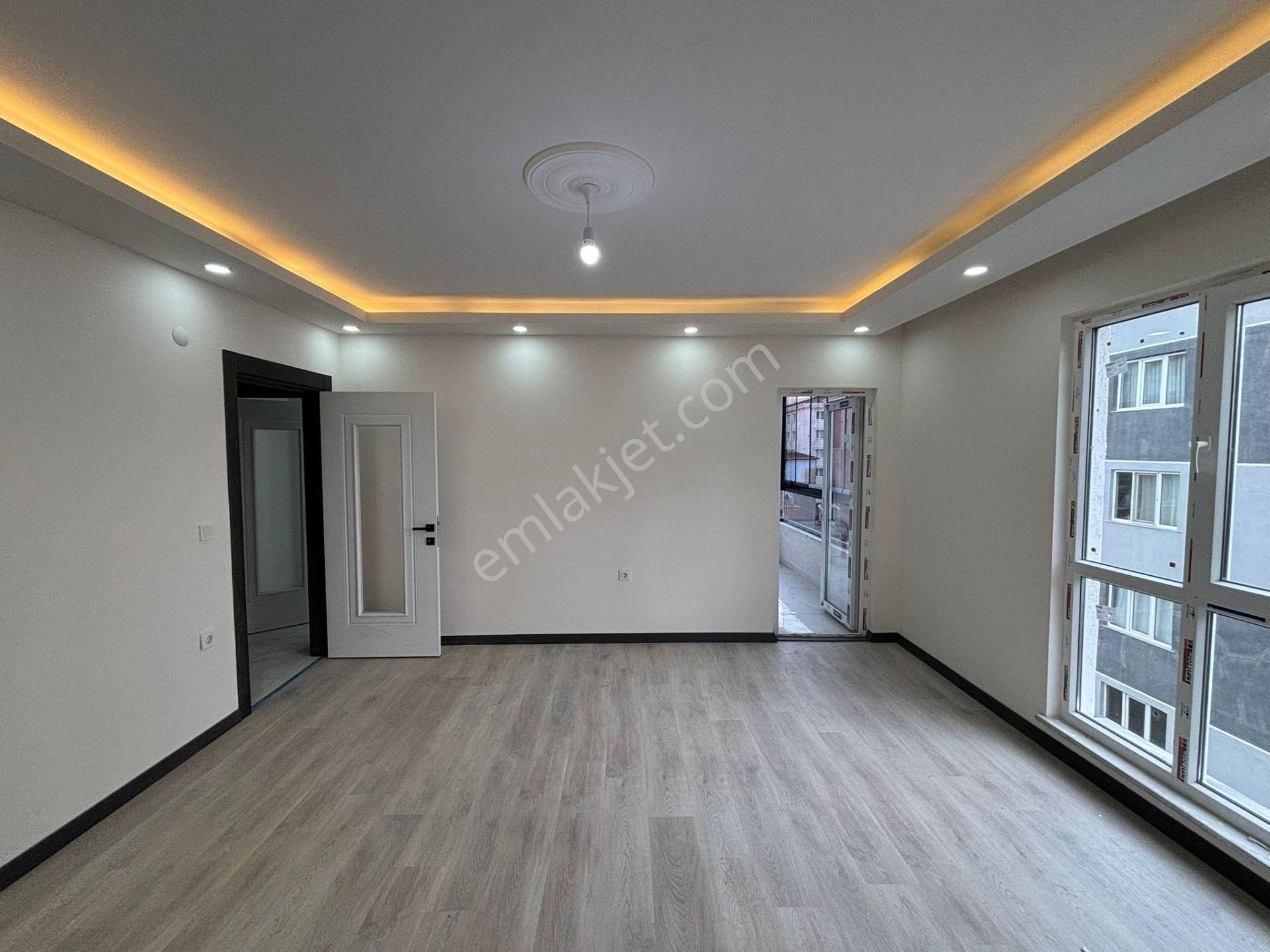 **eryıldız İnşaat'tan**merkezi Konumda İskanlı K.otoparklı 2+1**4.kat Güney Cephe - Görsel 14